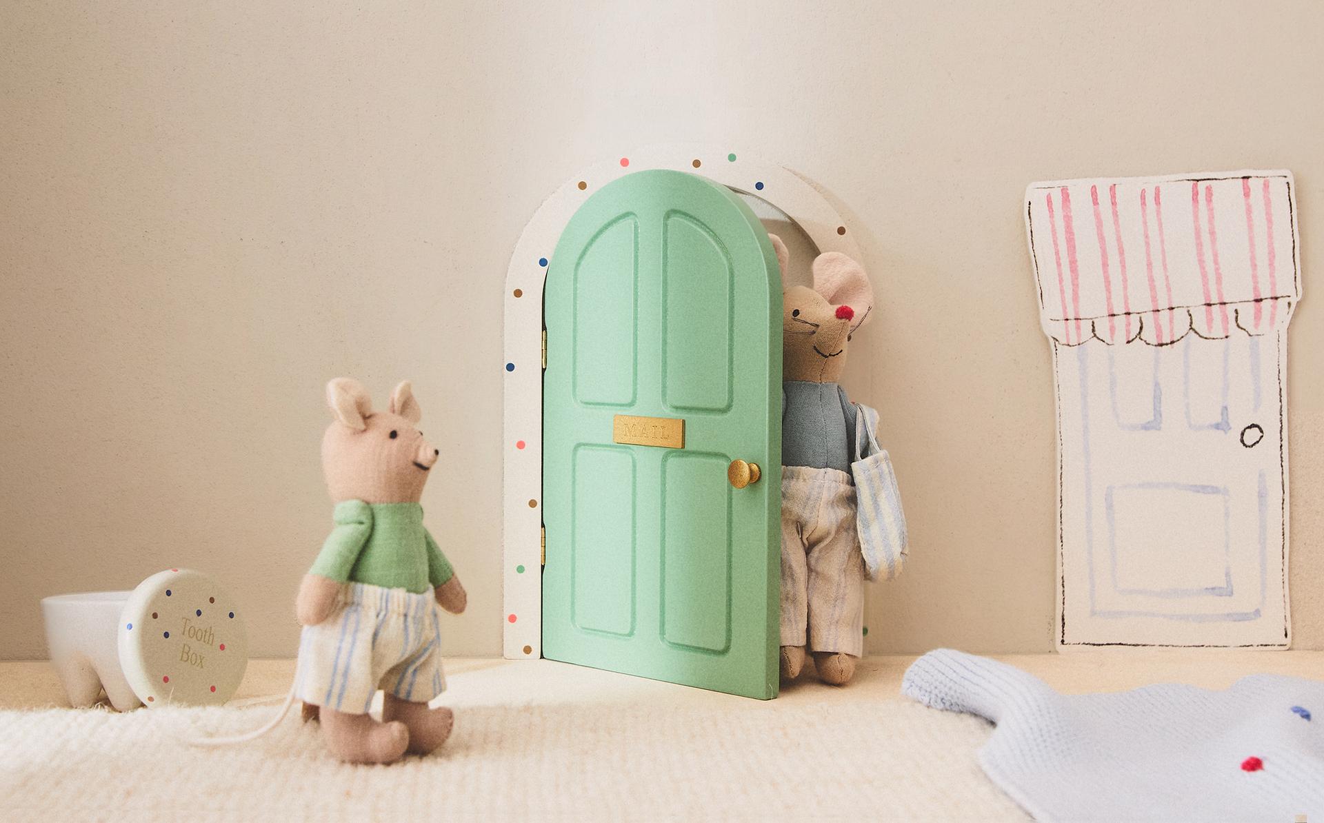 KIDS' LARGE MINI DOOR KIDS' LARGE MINI DOOR