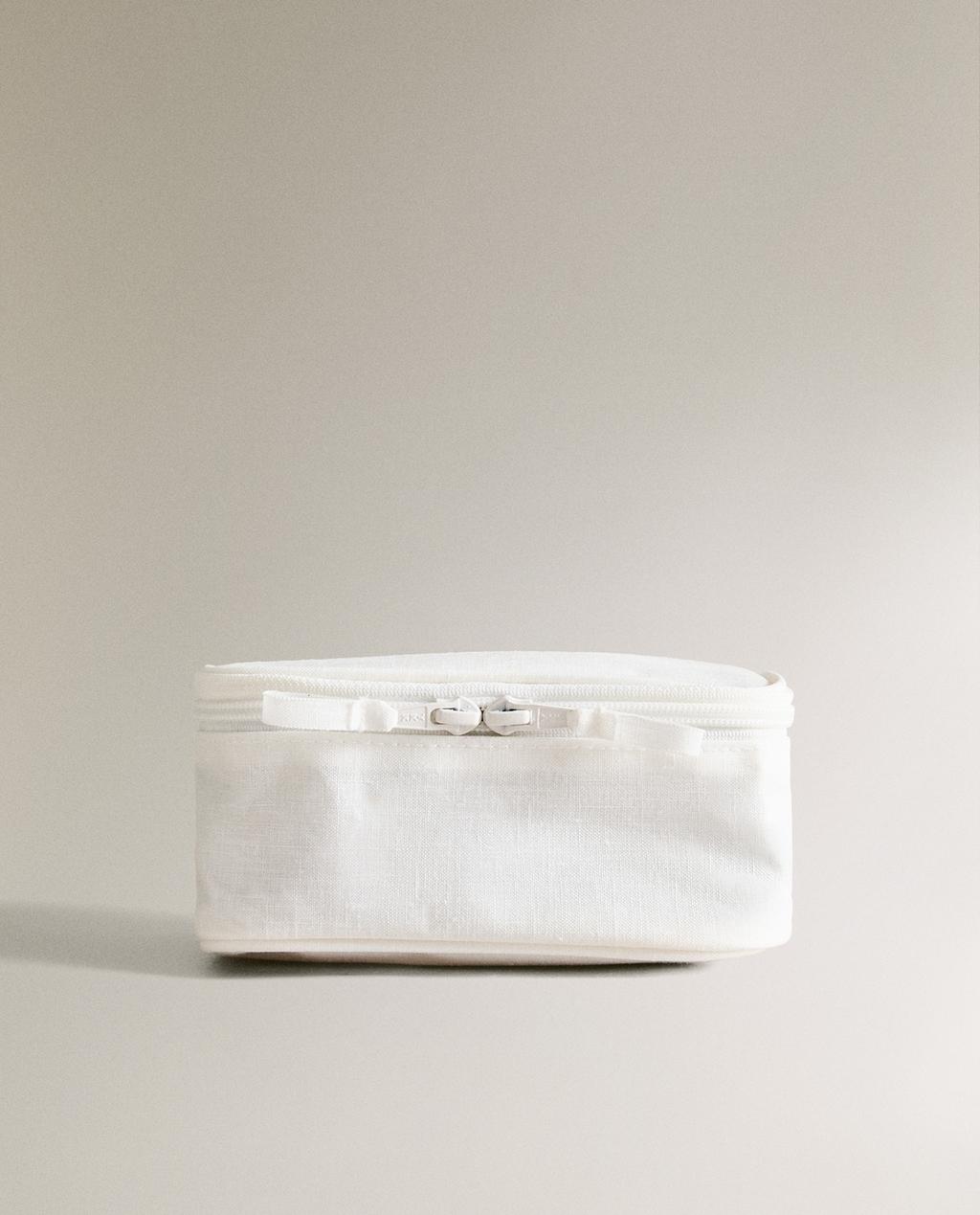 SMALL PLAIN LINEN TOILETRY BAG