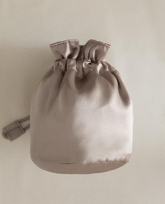 SILK BUCKET BAG