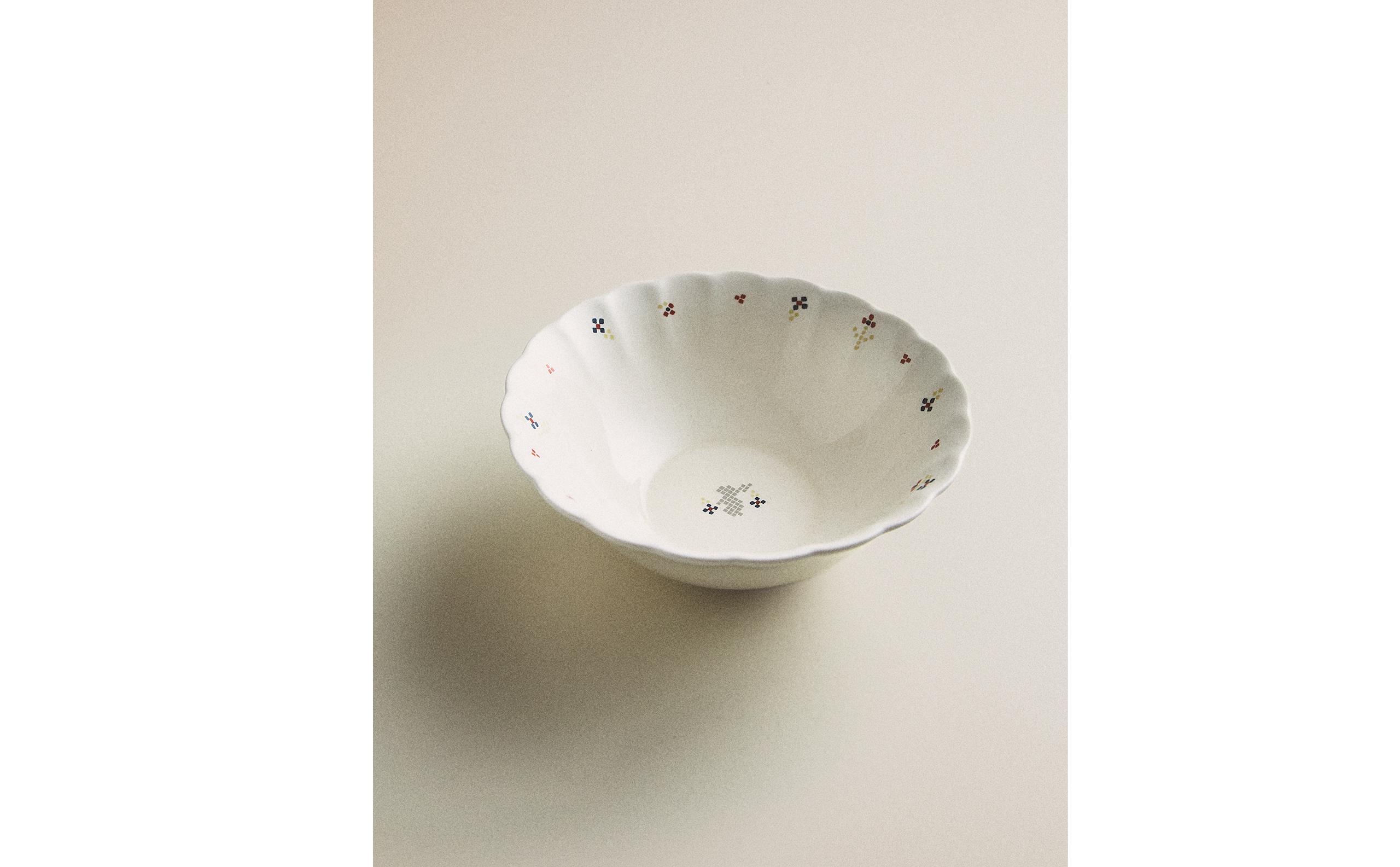 CHILDREN'S BUNNY DINNER SET product thumbnail 11