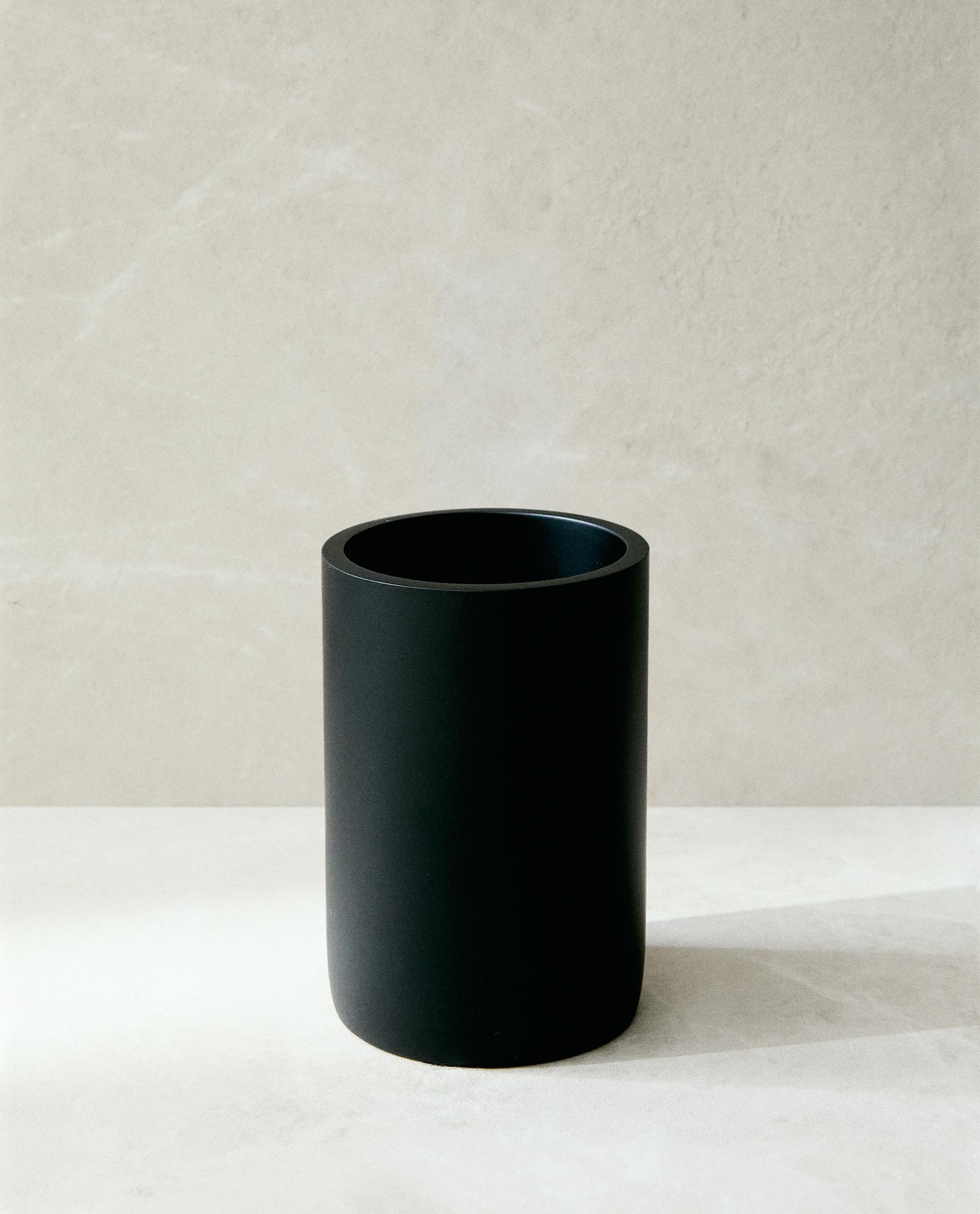 VASO RESINA NEGRO BLACK