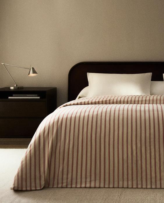 BETTBEZUG AUS GESTREIFTER PERKALBAUMWOLLE (300 FÄDEN)