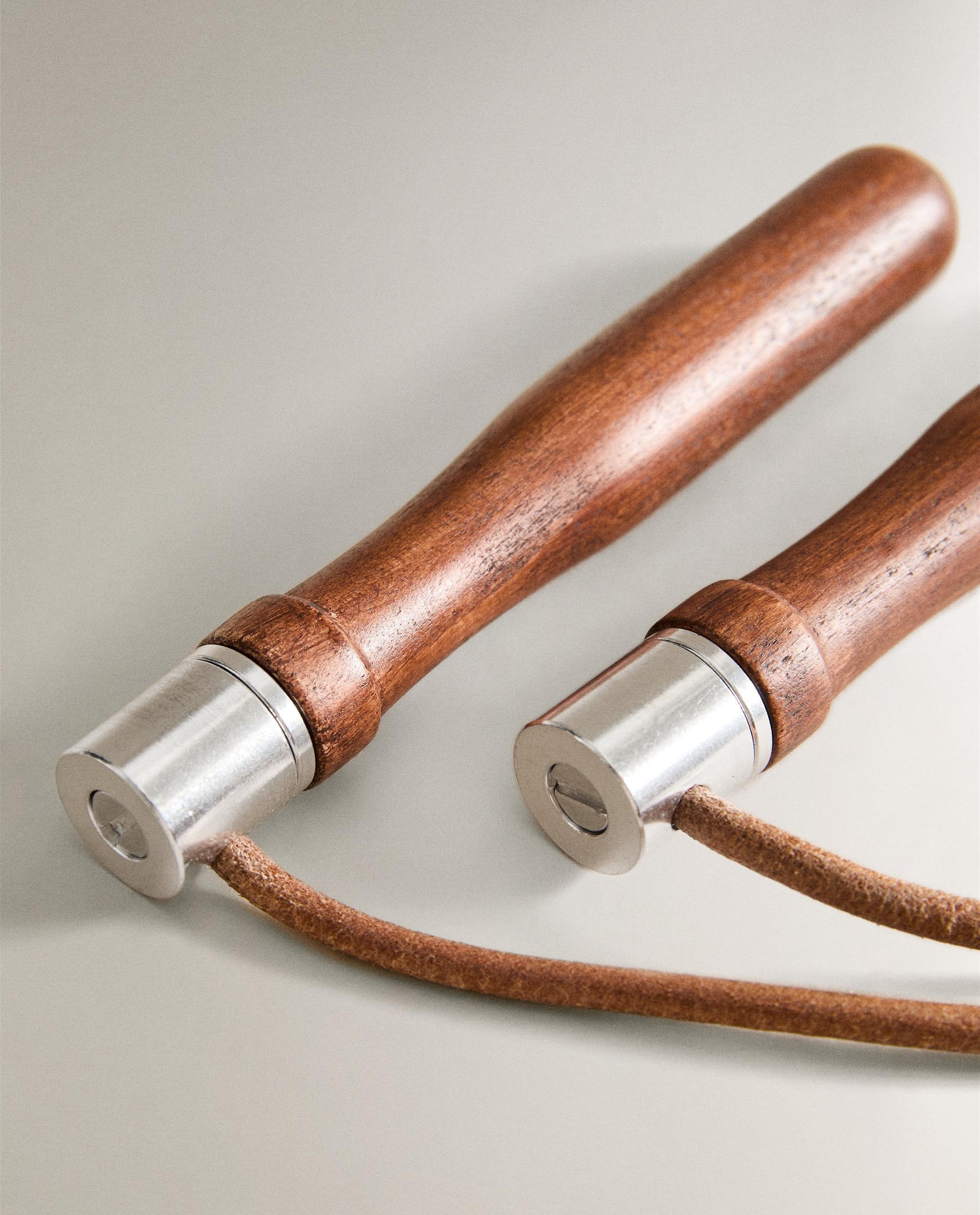 LEATHER SKIPPING ROPE product thumbnail 5