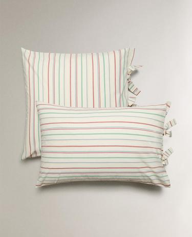 KËLLËF JASTËKU ME VIJA SHUMËNGJYRËSHE