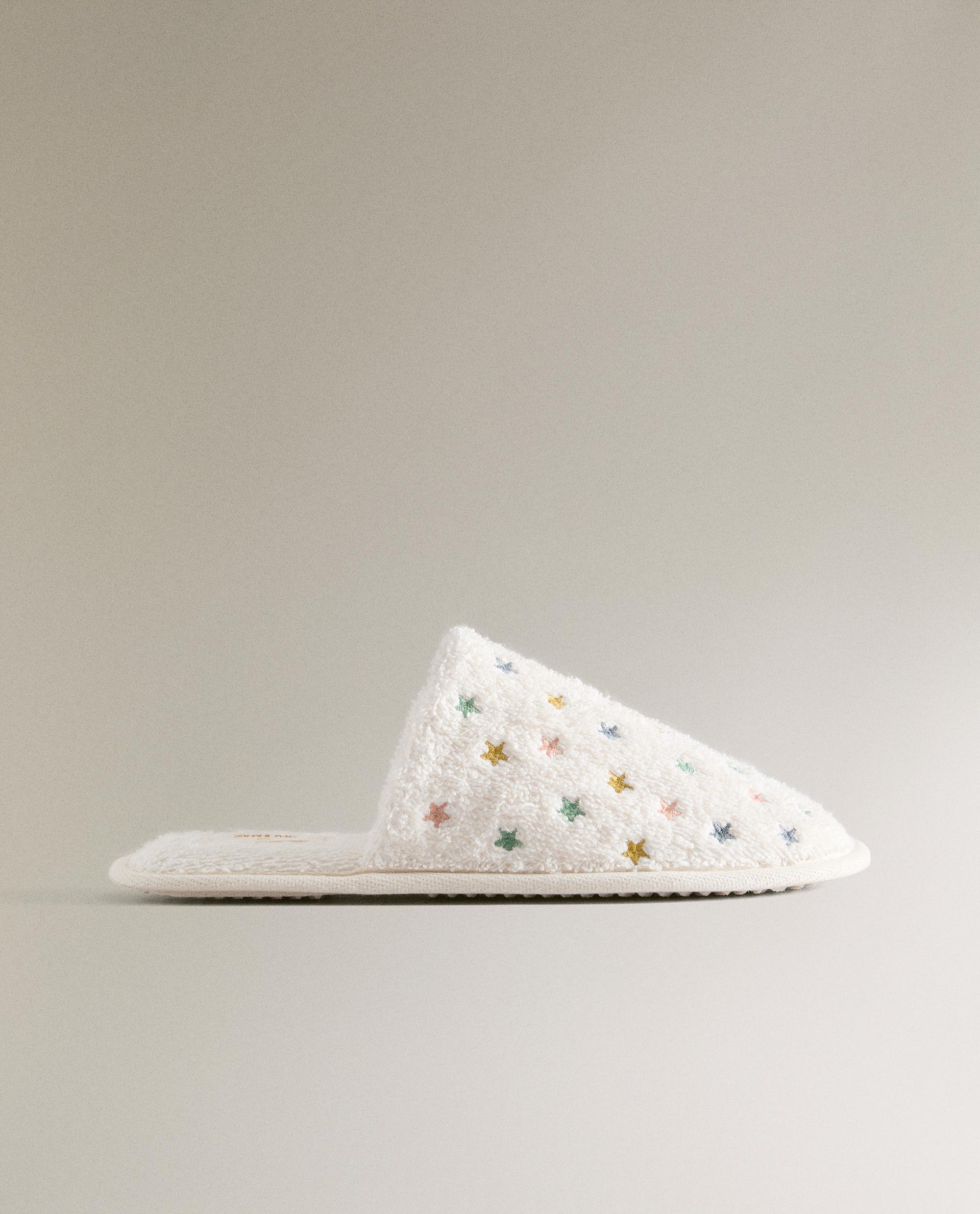 UMA WANG Morocco Slippers OFF WHITE靴 Alexander Wang Rhodes Embellished Flat Slippers | Saks Fifth