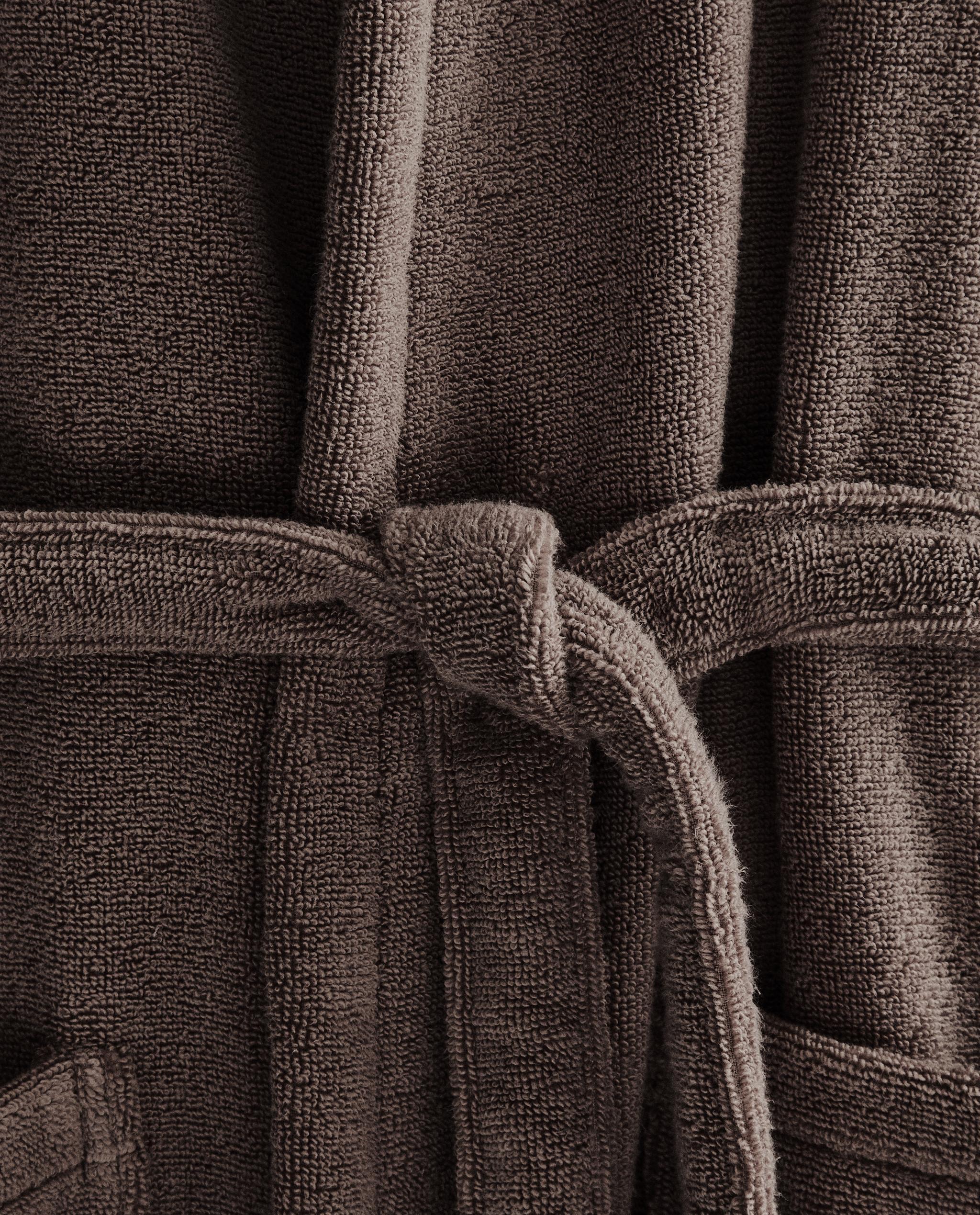 EXTRA SOFT HOODED BATHROBE (380 GXM²) product thumbnail 15
