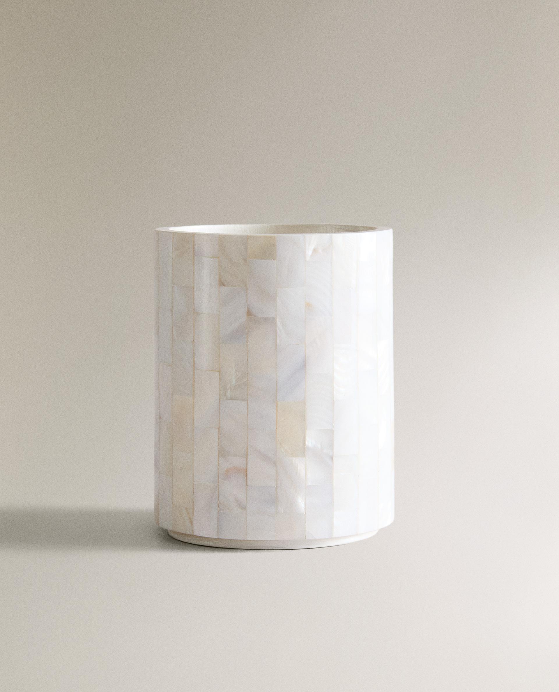 MOTHER-OF-PEARL BATHROOM SET product thumbnail 15