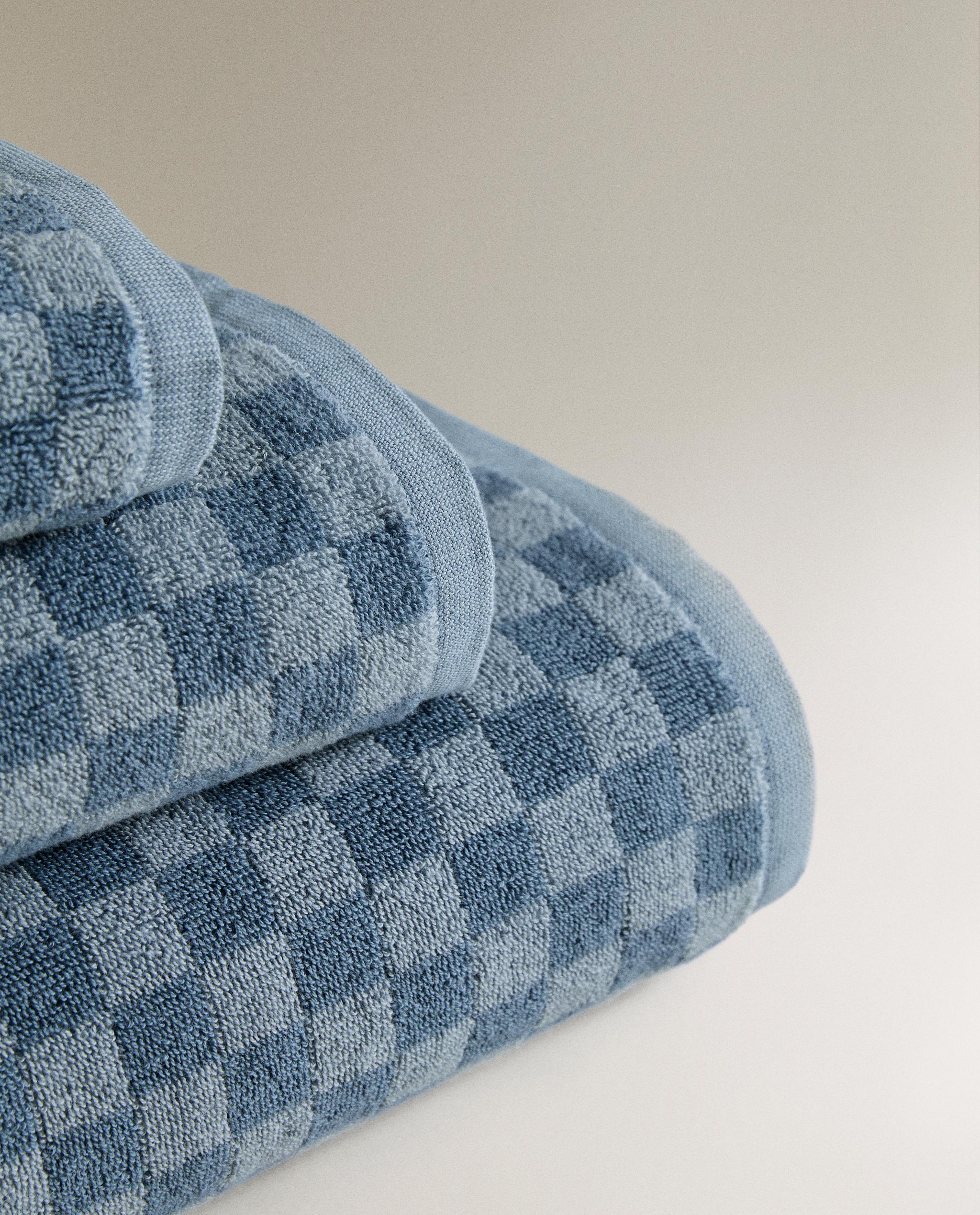 CHEQUERED BATH TOWEL product thumbnail 6