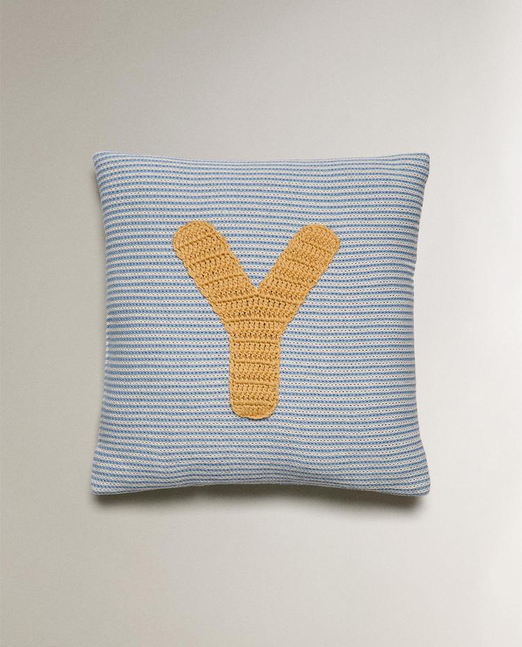 KINDERKISSEN BESTICKTER BUCHSTABE Y KINDERKISSEN BESTICKTER BUCHSTABE Y