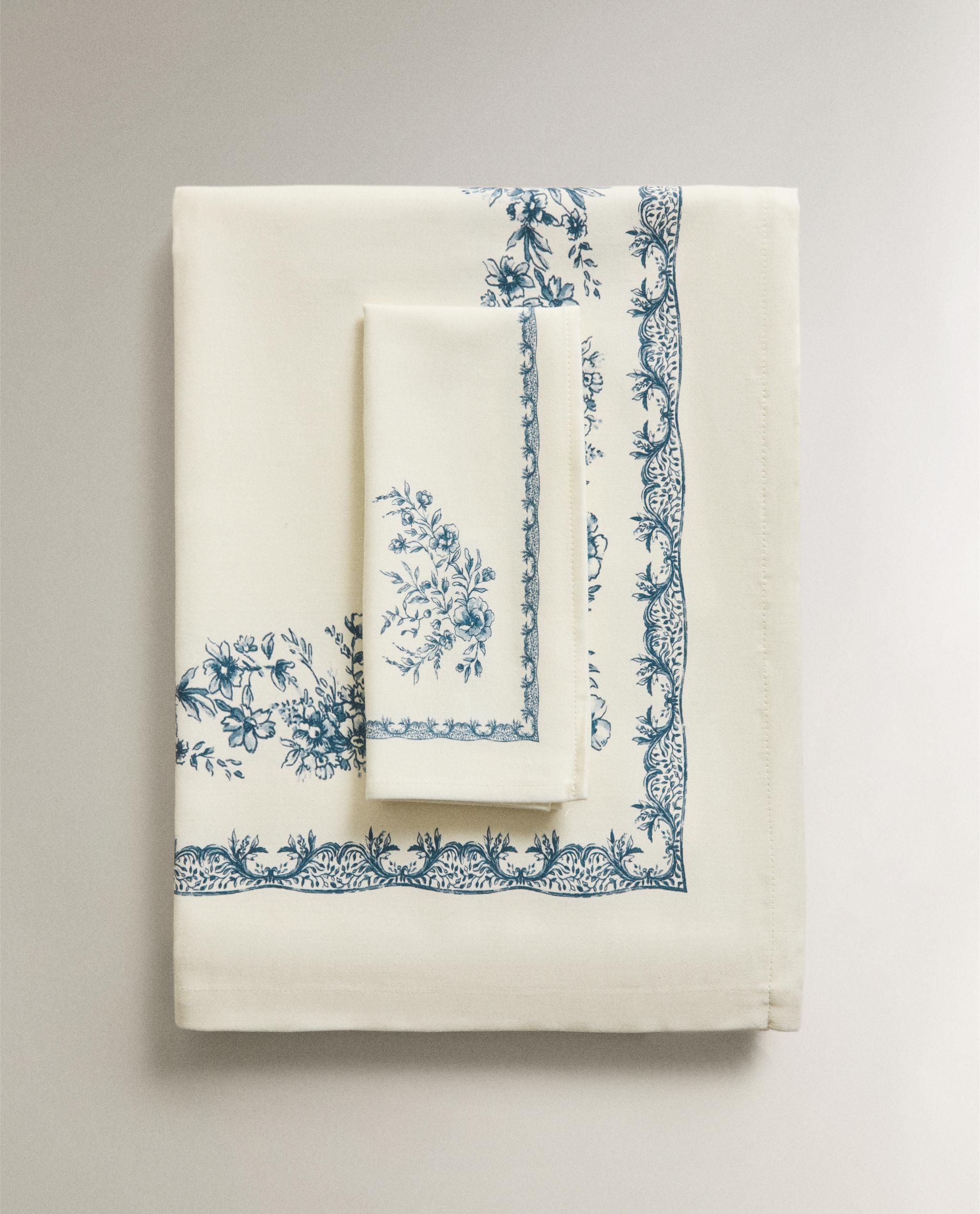 FLORAL SATIN TABLECLOTH product thumbnail 4