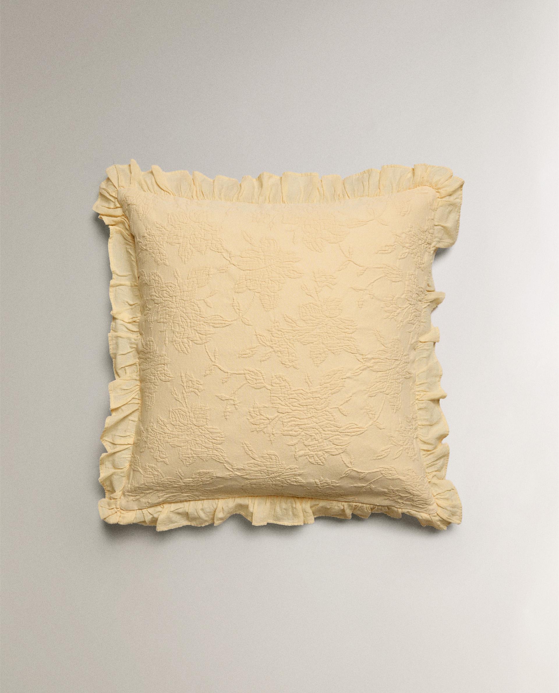 フリル ジャカード クッションカバー | Zara Home 日本/Japan