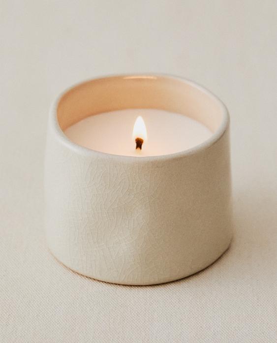 (150 G) LUMINOUS CAMELLIA SCENTED CANDLE (150 G) LUMINOUS CAMELLIA SCENTED CANDLE