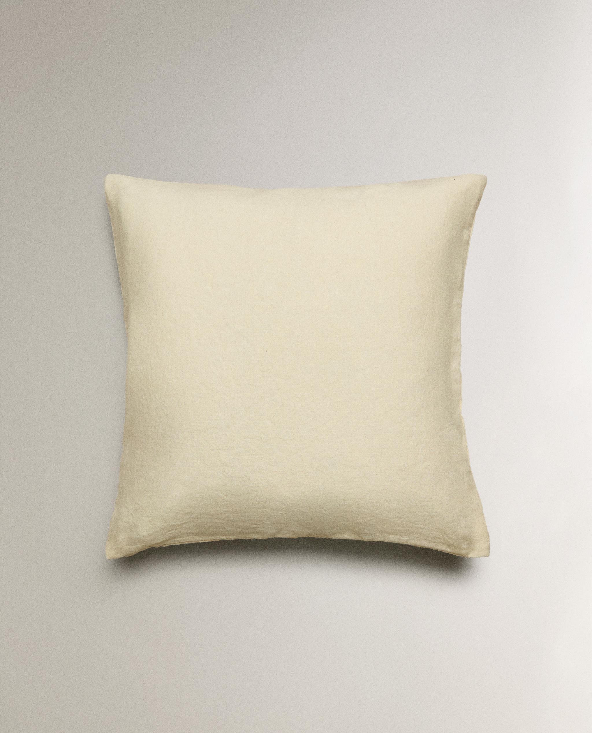 エンブロイダリー クッションカバー | Zara Home 日本/Japan