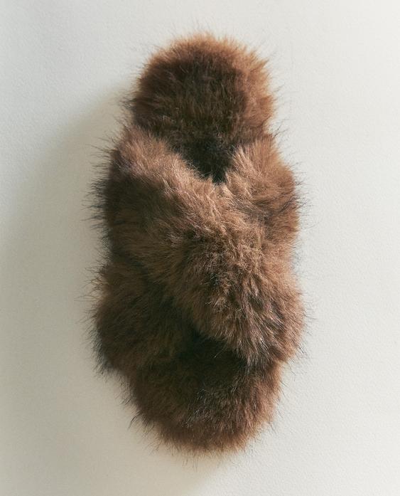 CRISS-CROSS FAUX FUR SANDALS CRISS-CROSS FAUX FUR SANDALS