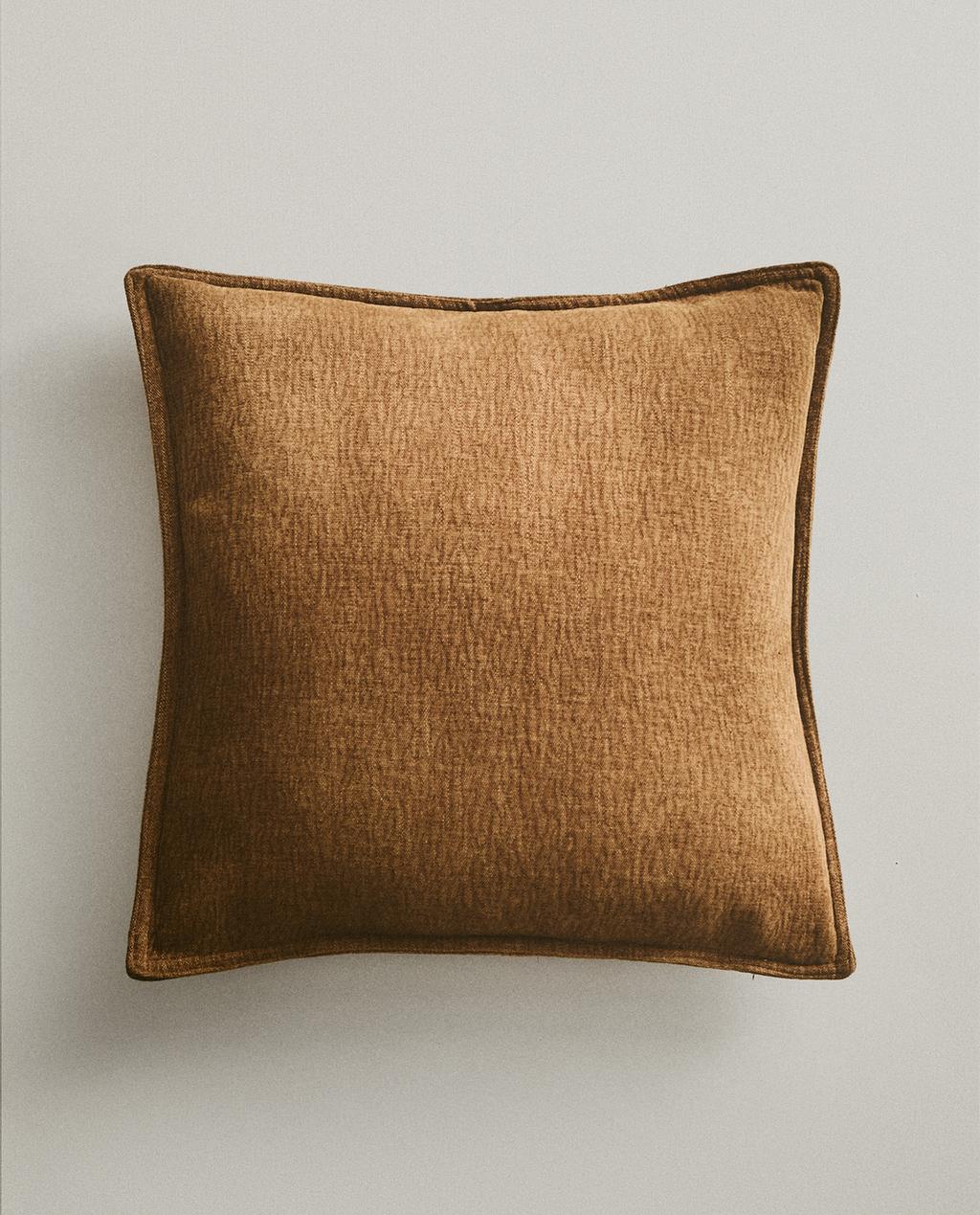 TEXTURED CUSHION COVER TEXTURED CUSHION COVER
