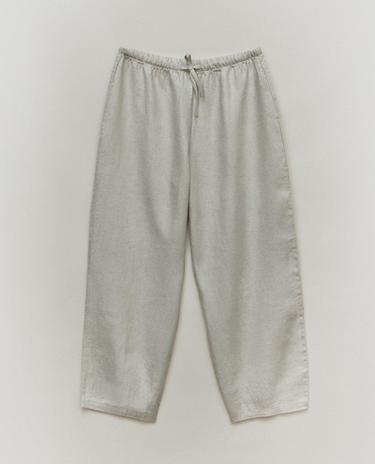 بنطلون كتان