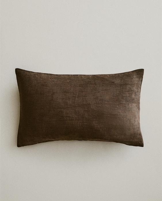 PLEATED CUSHION COVER PLEATED CUSHION COVER