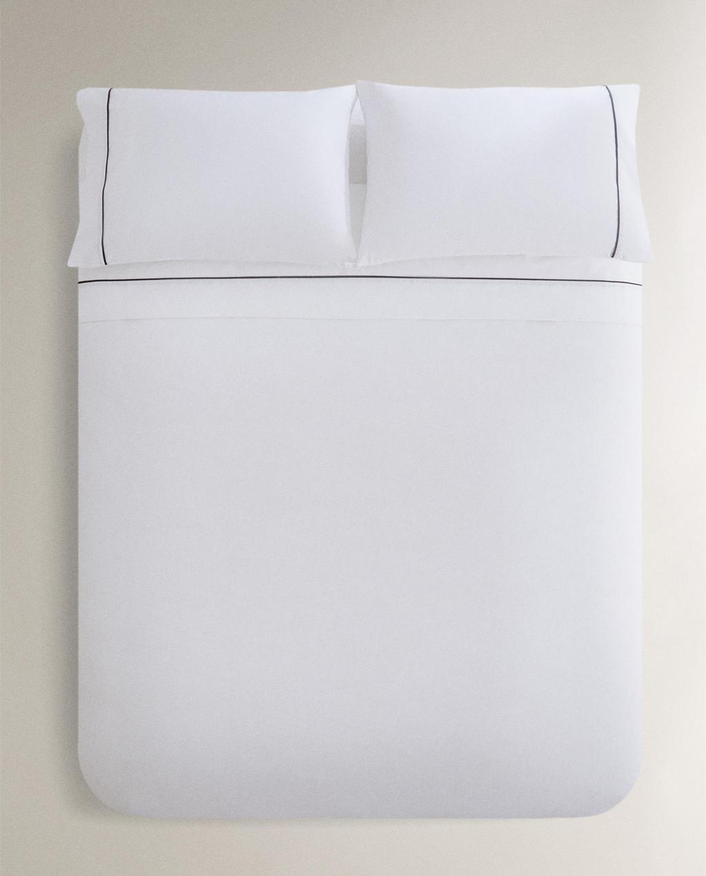 DUVET COVER WITH PIQUÉ PIPING
