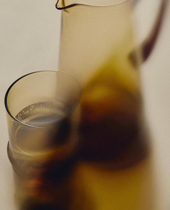 GLĀZE NO STIKLA AR BURBULĪŠU EFEKTU