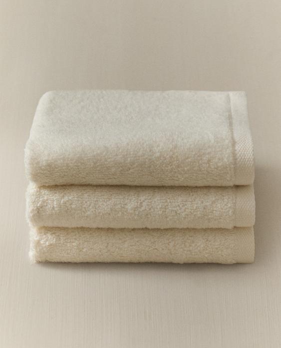 SET ASCIUGAMANI TOILETTE COTONE PREMIUM (SET DA 3)