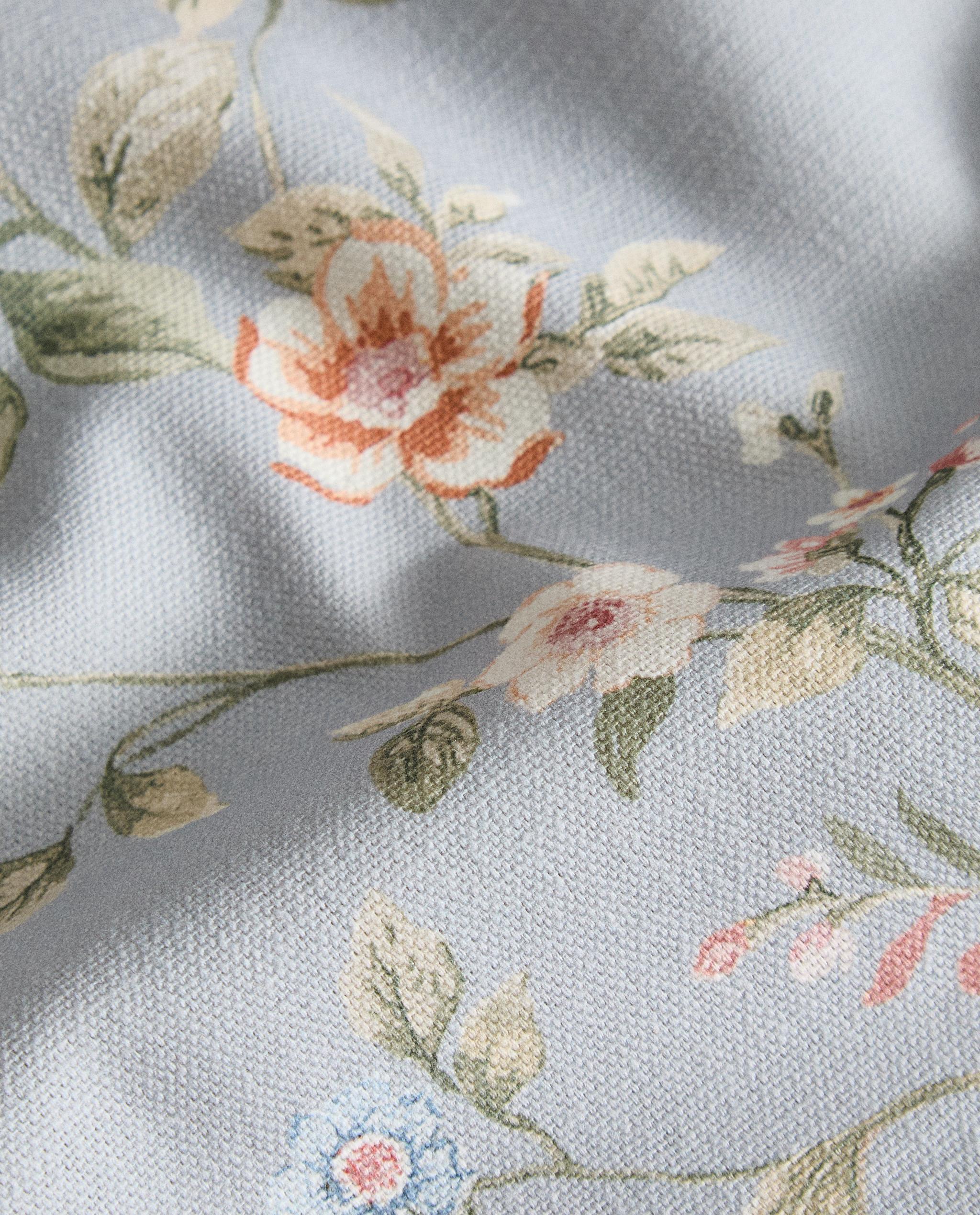 TABLECLOTH WITH SMALL FLORAL PRINT product thumbnail 3