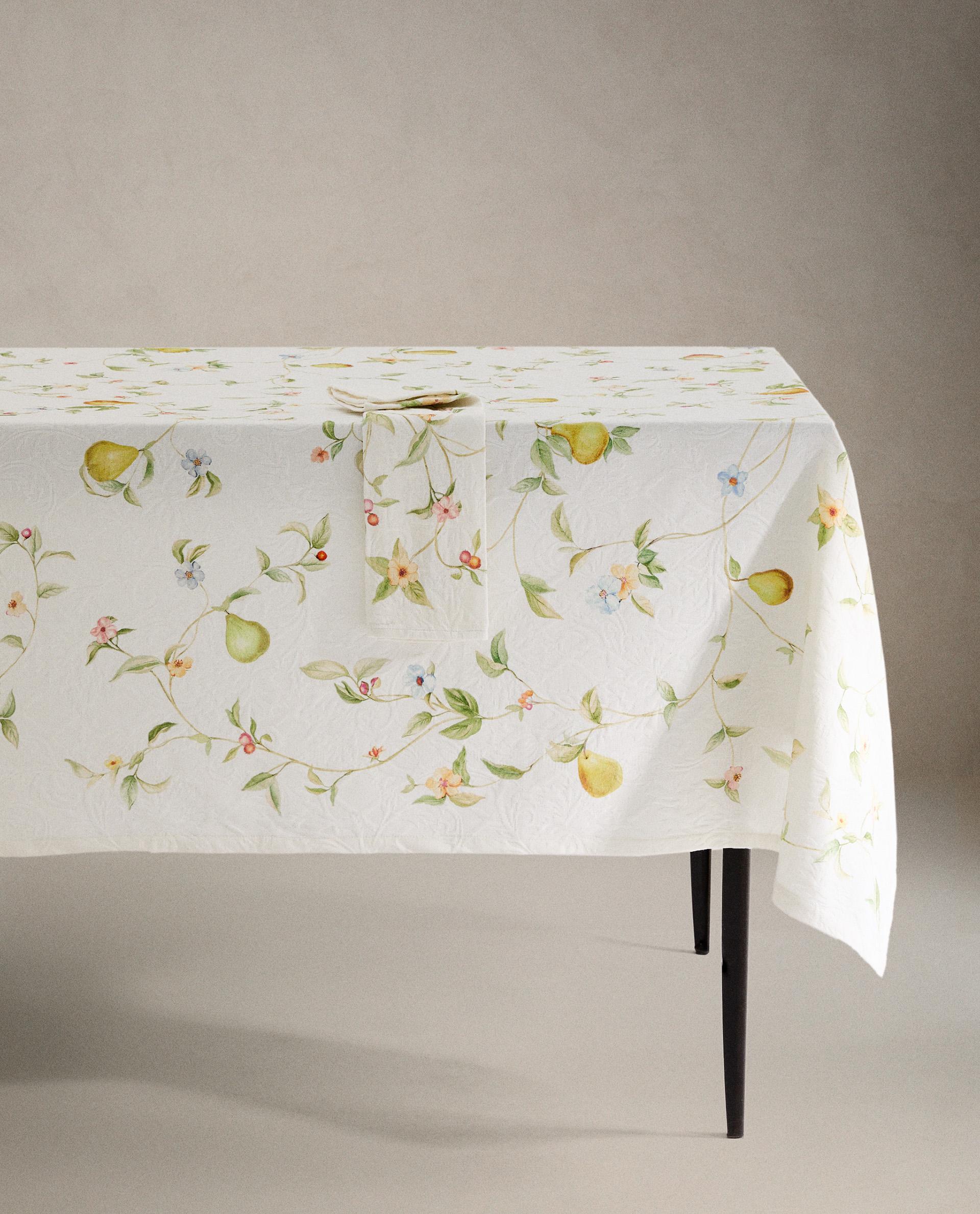 未使用品】ZARAHOME リネンジャカード織 テーブルクロス