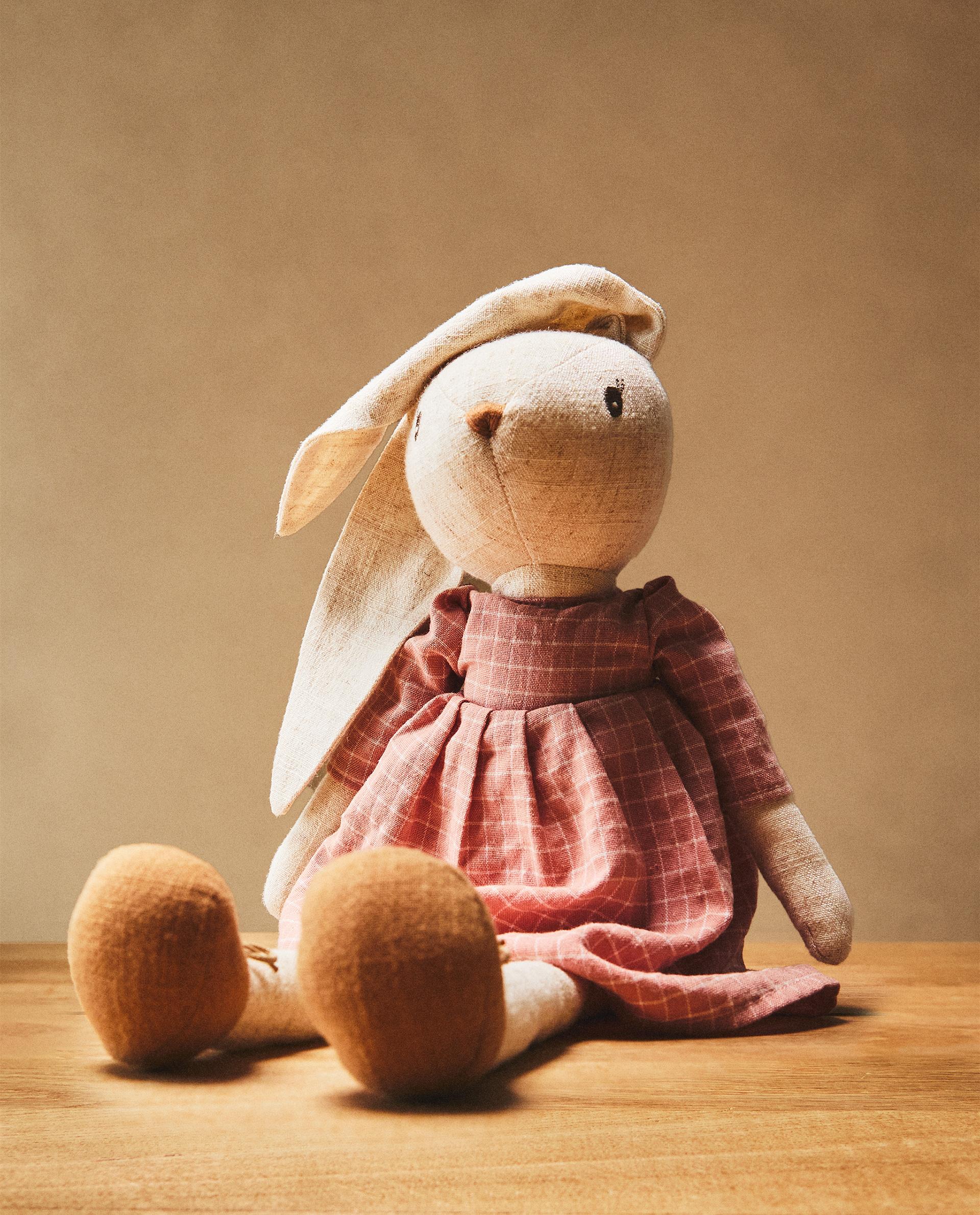 CHILDREN'S BUNNY SOFT TOY