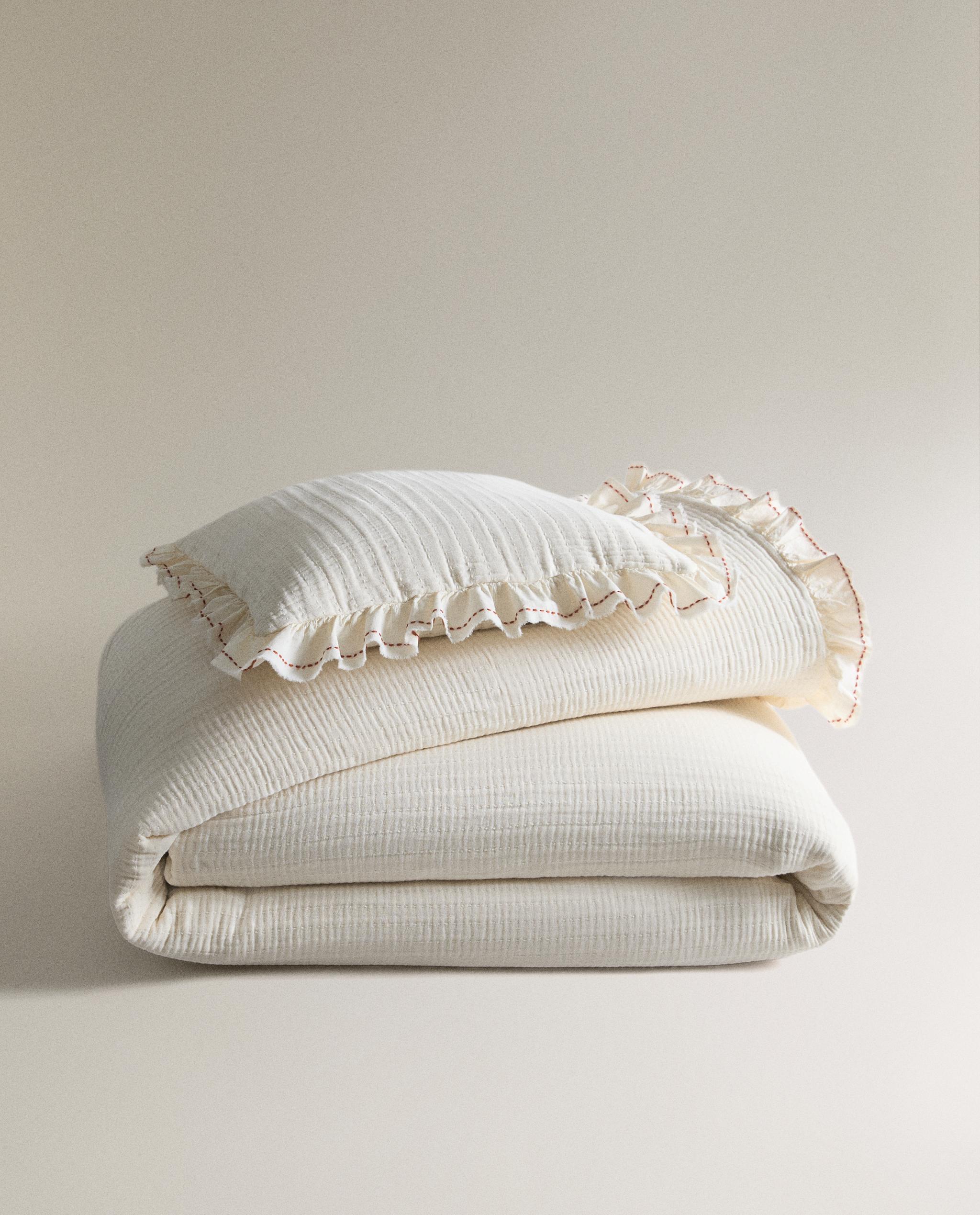 KIDS' TEXTURED BEDSPREAD WITH RUFFLE TRIM product thumbnail 6
