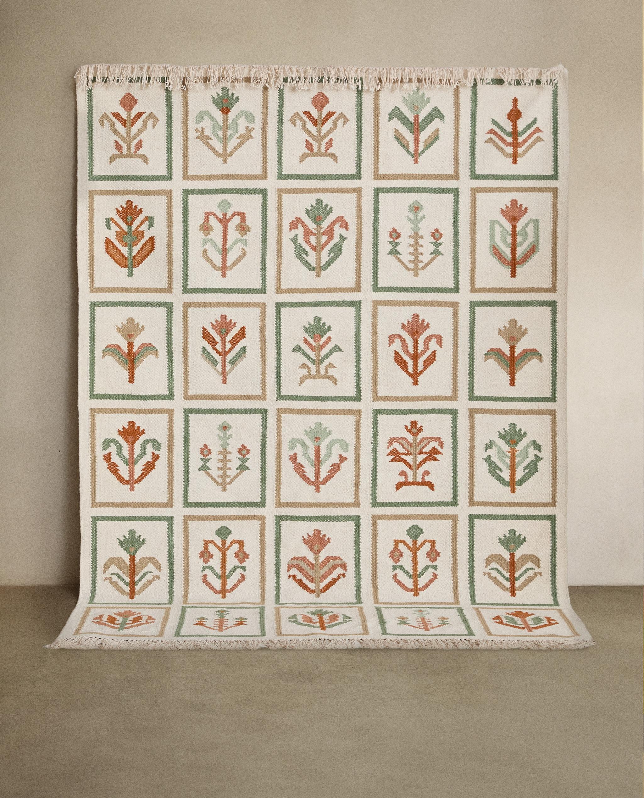 FLORAL WOOL RUG product thumbnail 10