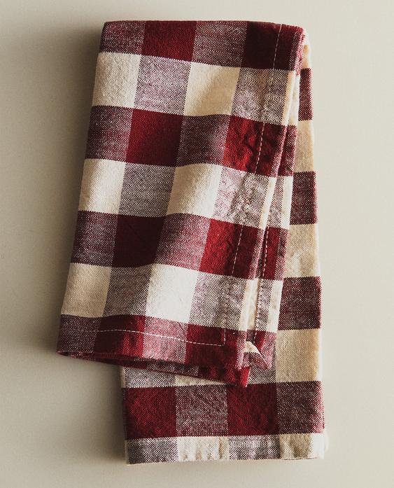 PACK OF LARGE CHECK NAPKINS (PACK OF 2)