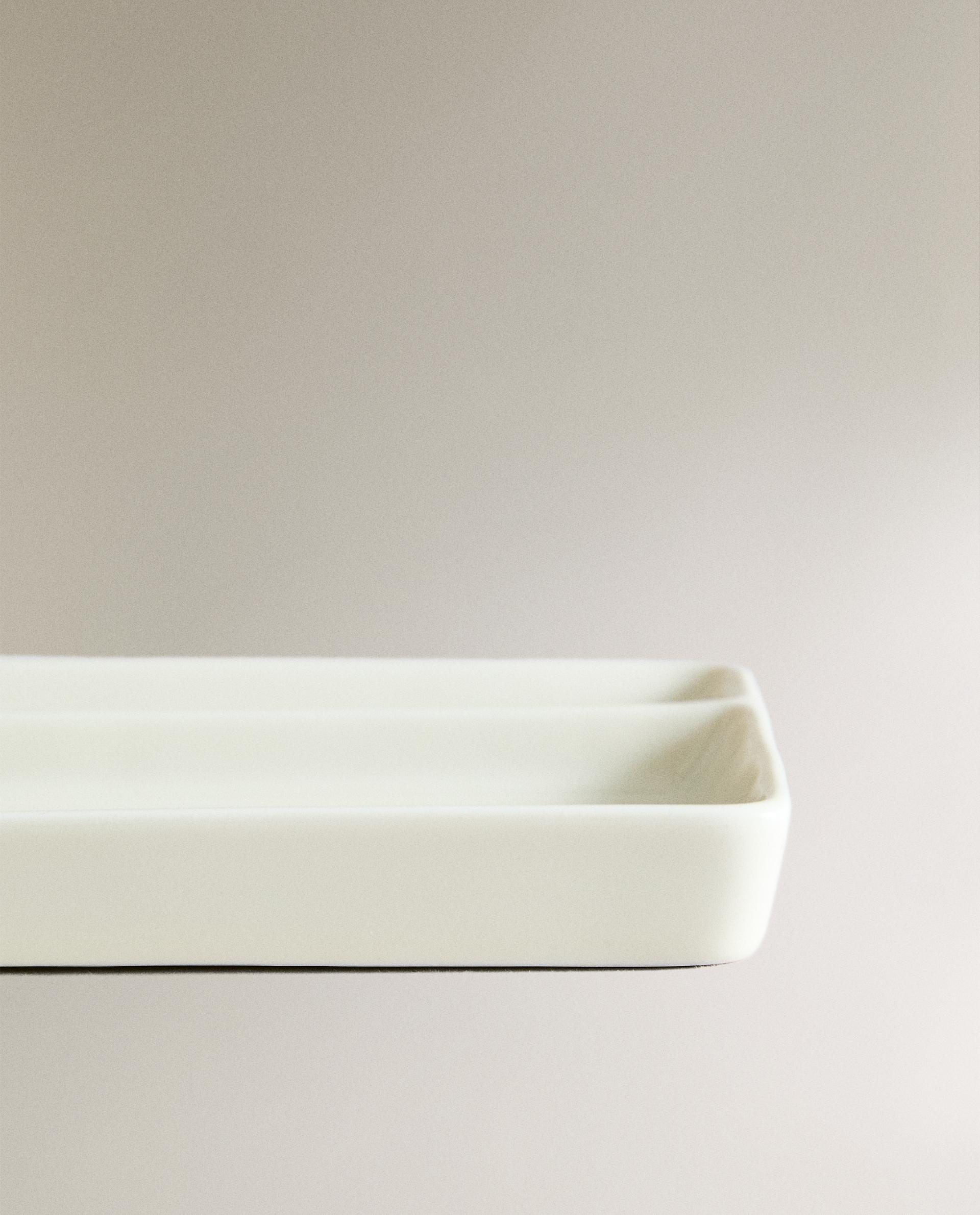 CERAMIC BATHROOM TRAY