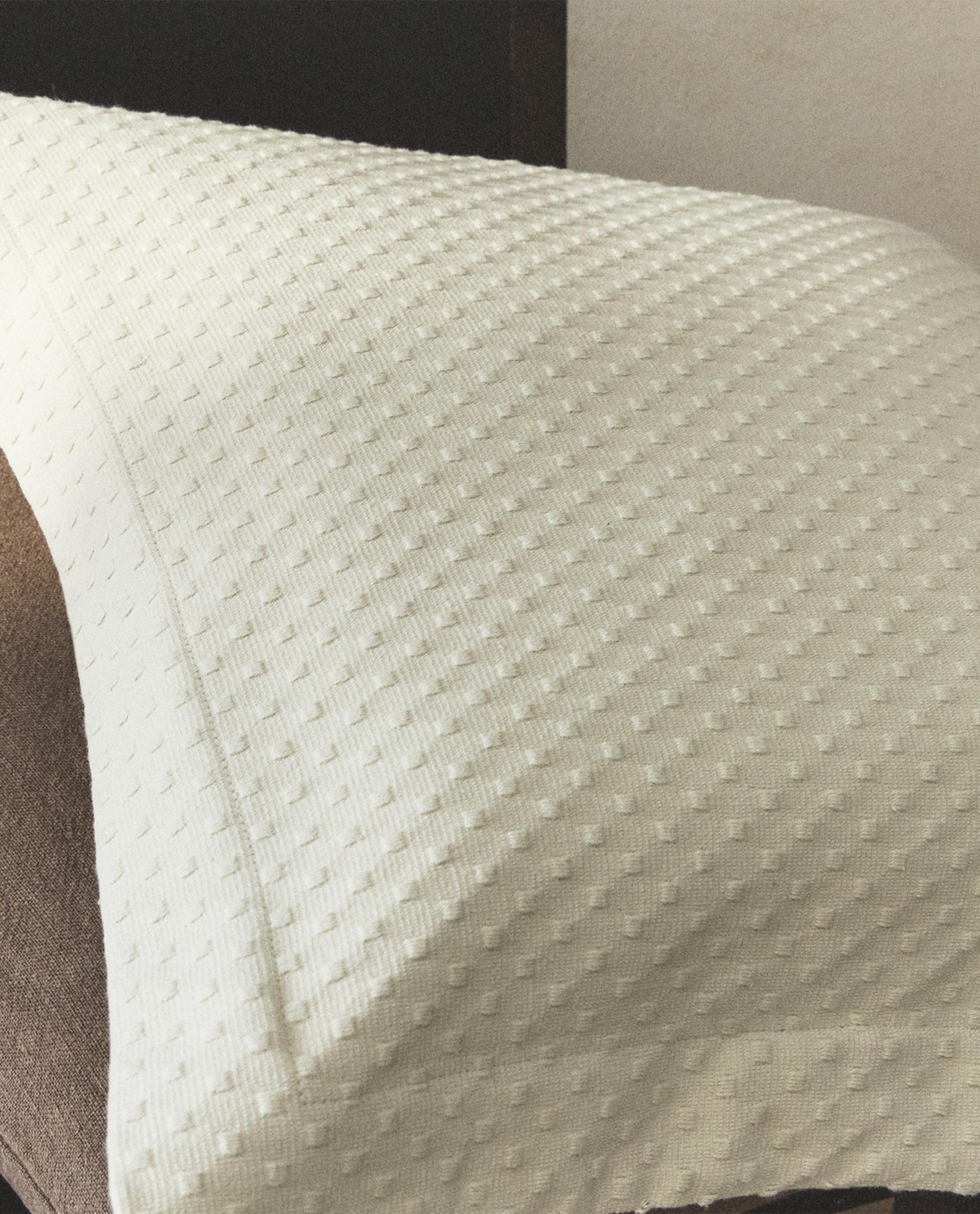 ドットデザイン クッションカバー | Zara Home 日本/Japan