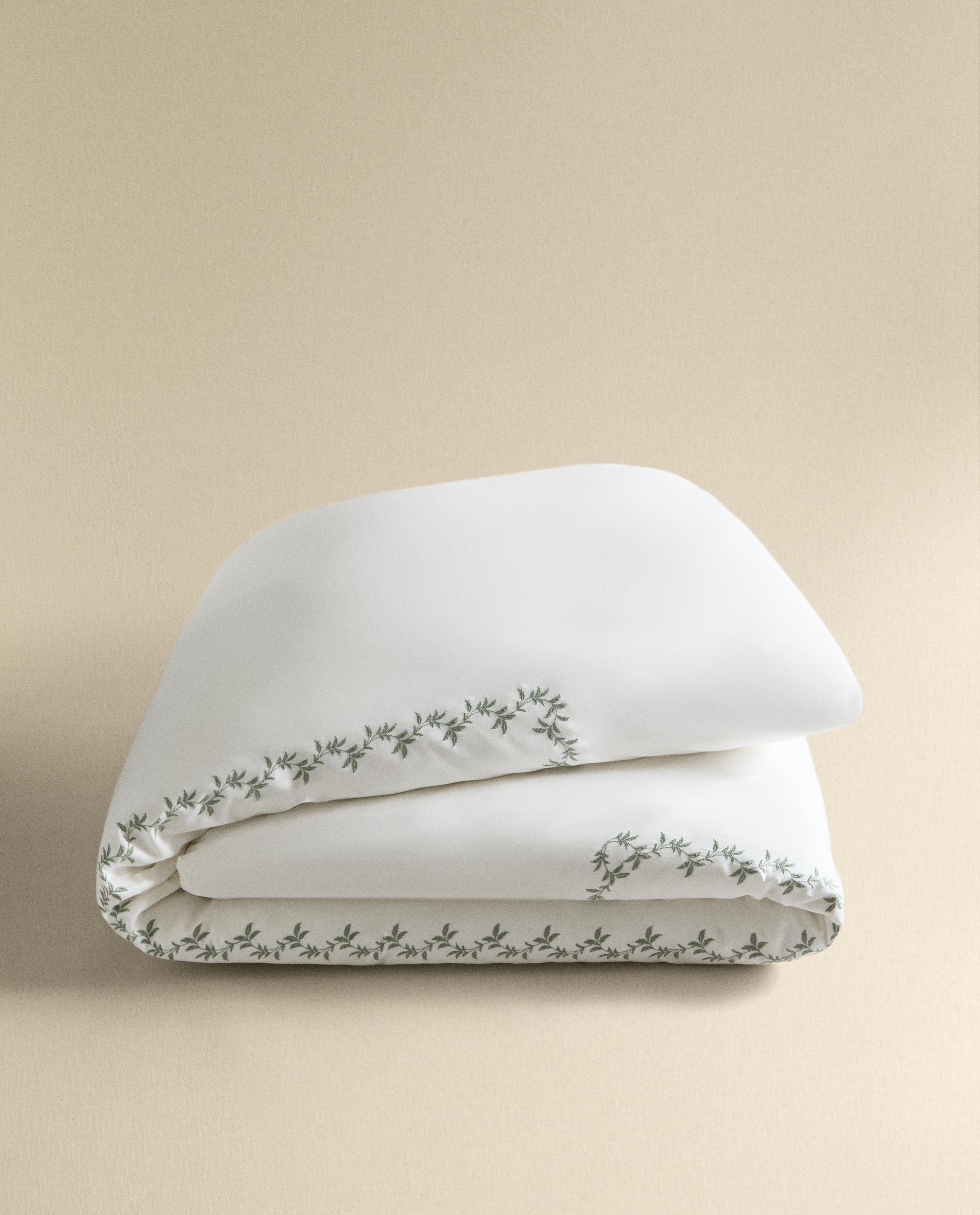 SATEEN DUVET COVER WITH EMBROIDERED LEAVES product thumbnail 7