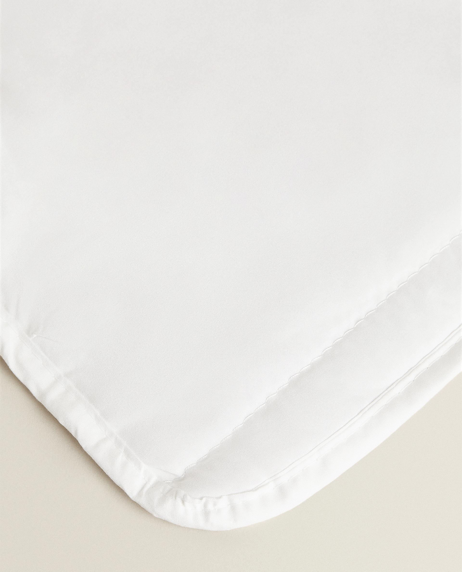 新品未使用　ZARA  羽毛布団　ダウンデュべ 多彩な素材とサイズの羽毛布団 | Zara Home 日本/Japan | 最新