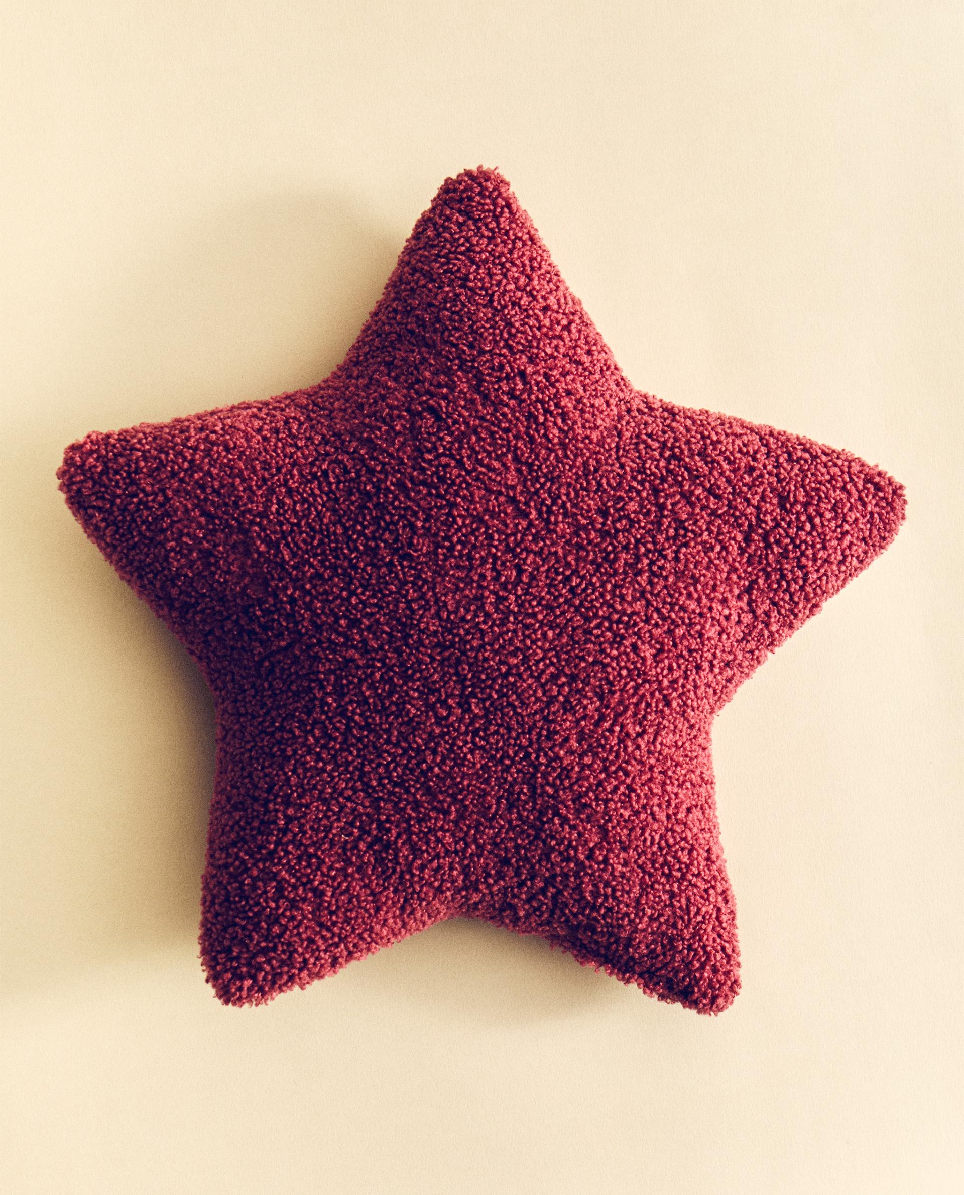CHILDREN'S SMALL FAUX SHEARLING STAR CUSHION