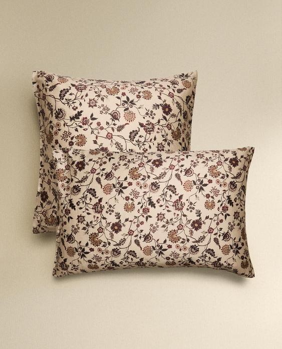 FUNDA ALMOHADA SATÉN ESTAMPADO FLOR