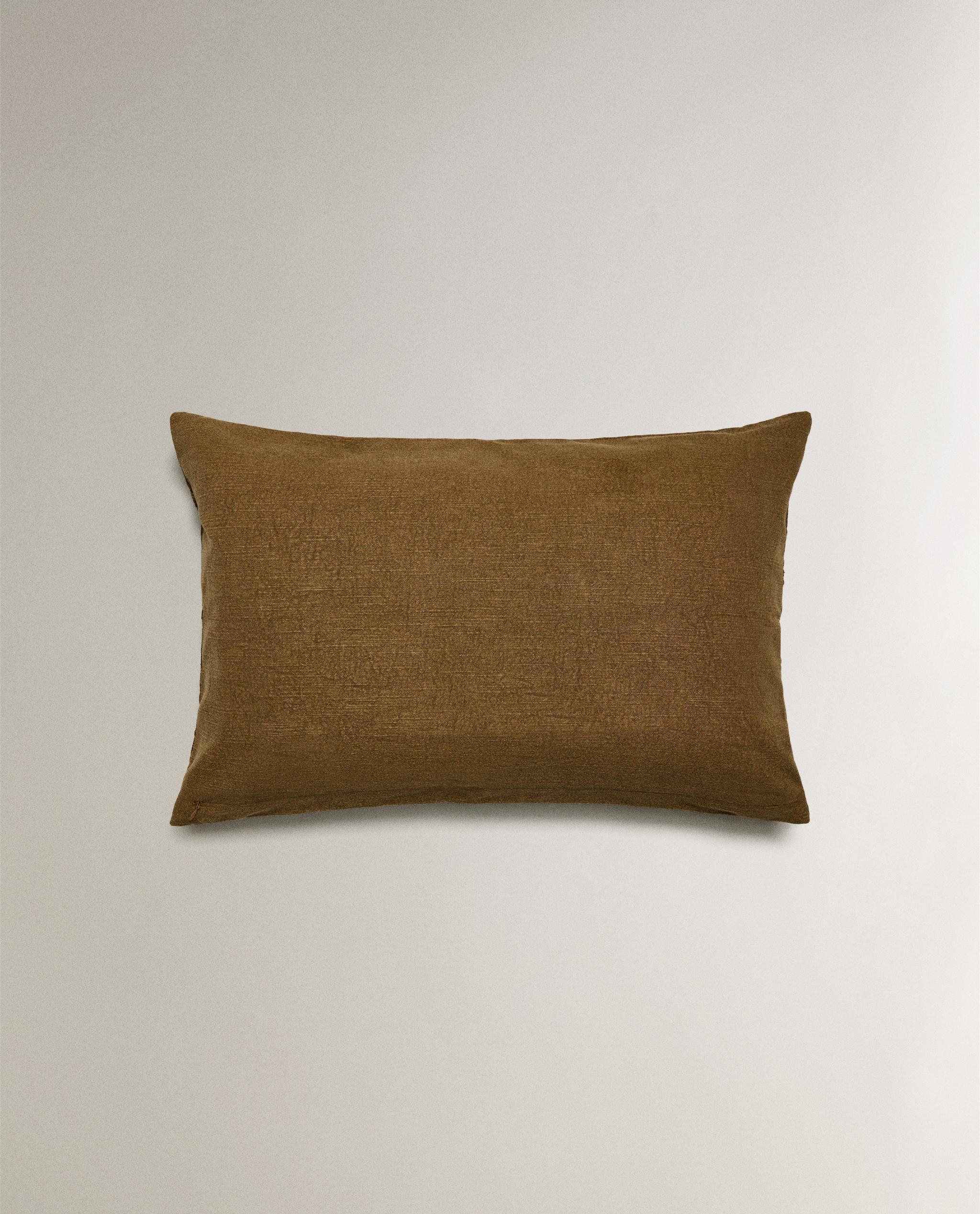 エンブロイダリー クッションカバー | Zara Home 日本/Japan