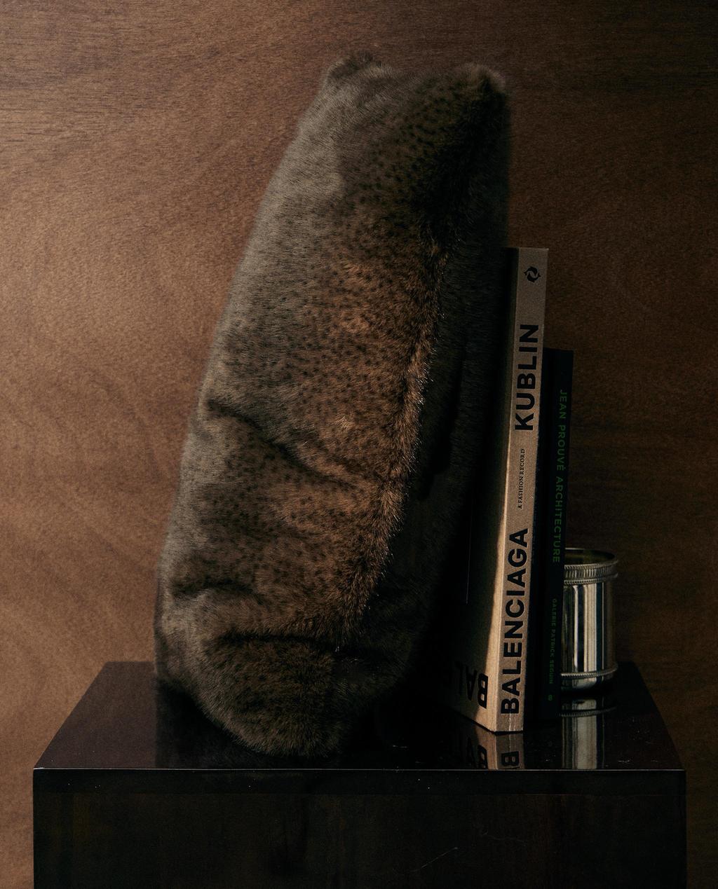 Brown fur cushion cover