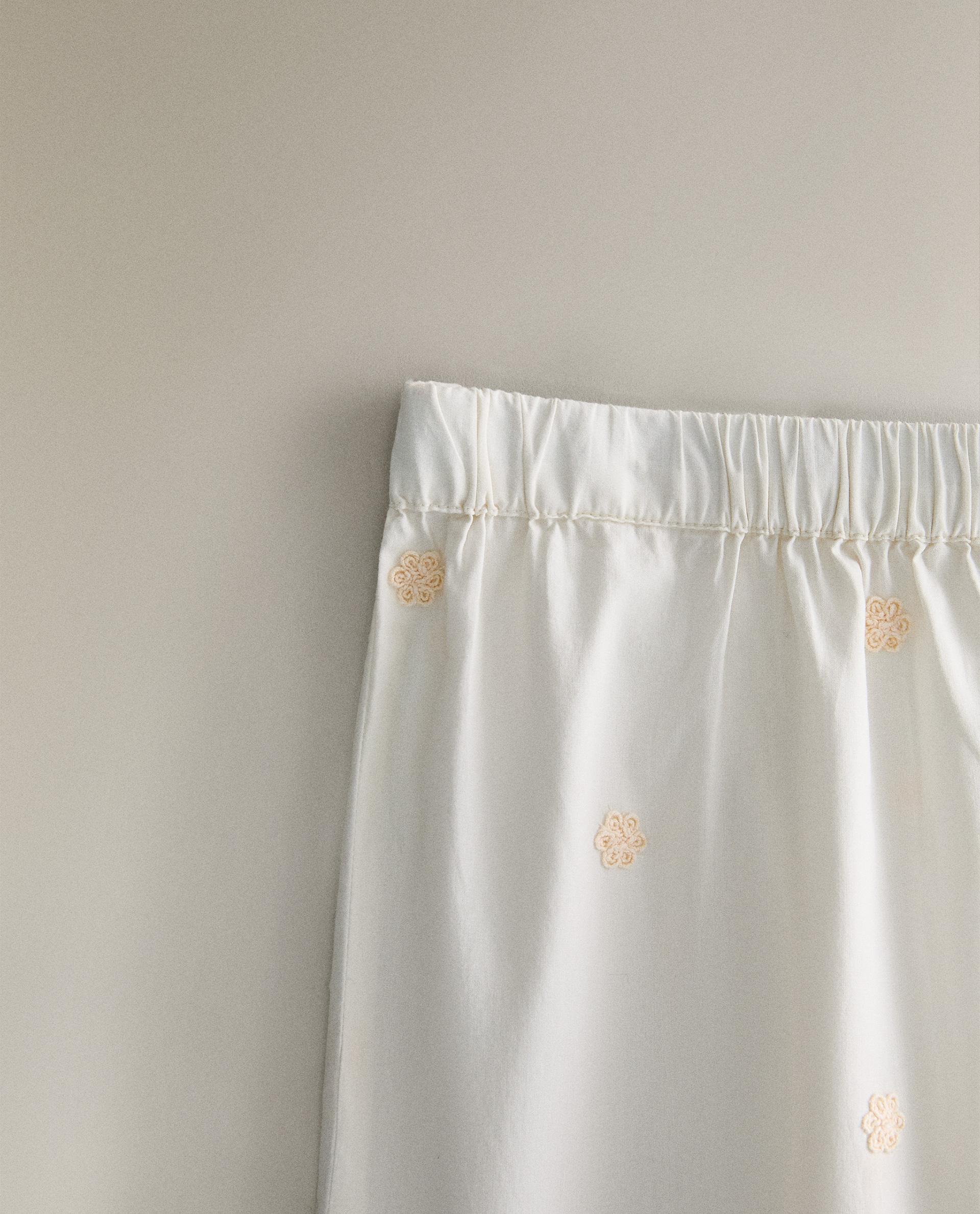 COTTON TROUSERS WITH FLORAL EMBROIDERY