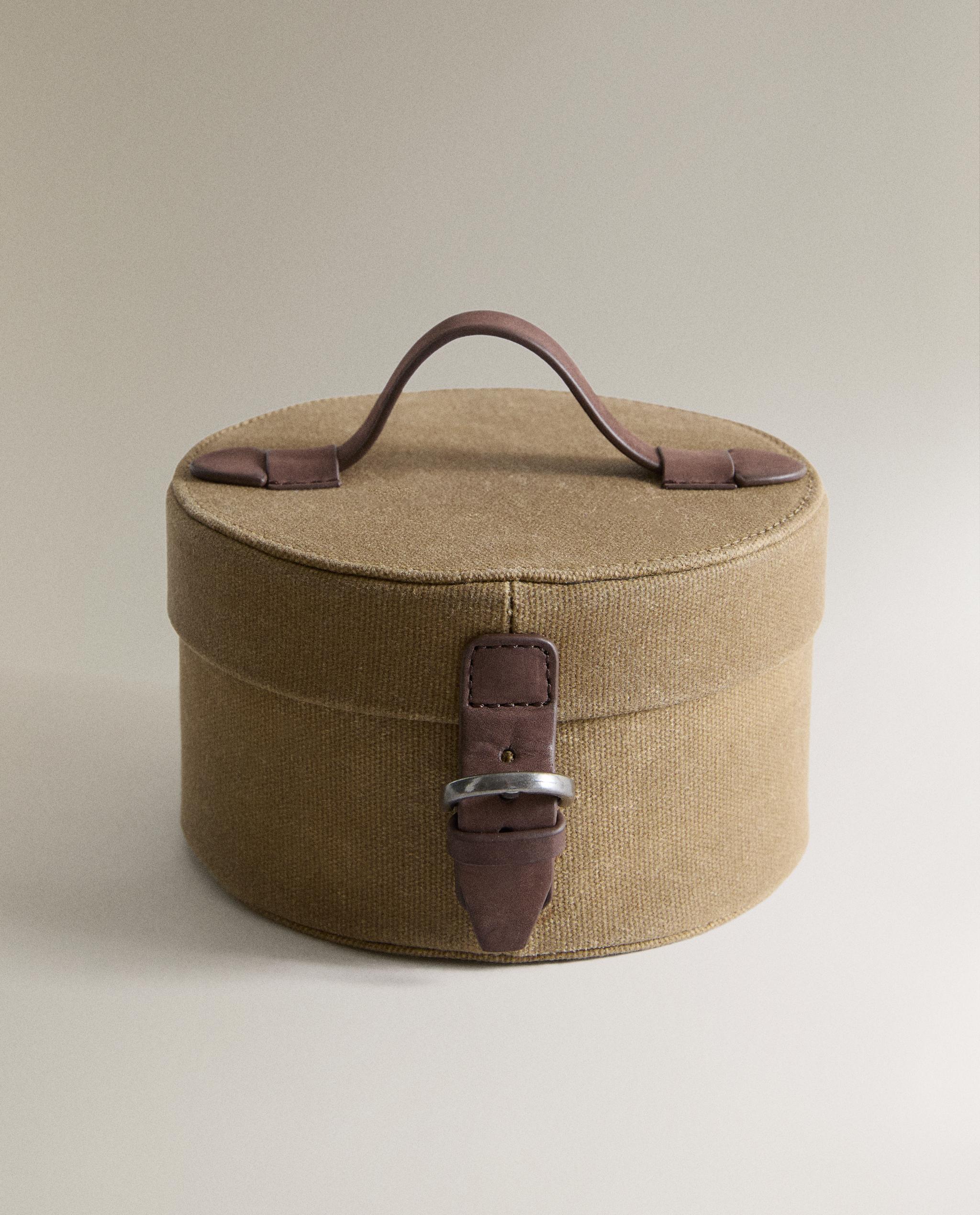 PET FOOD BOWLS WITH CASE product thumbnail 2