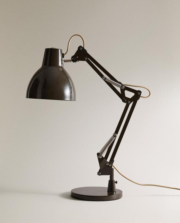 KOVOVÁ STOLNÍ LAMPA KOVOVÁ STOLNÍ LAMPA