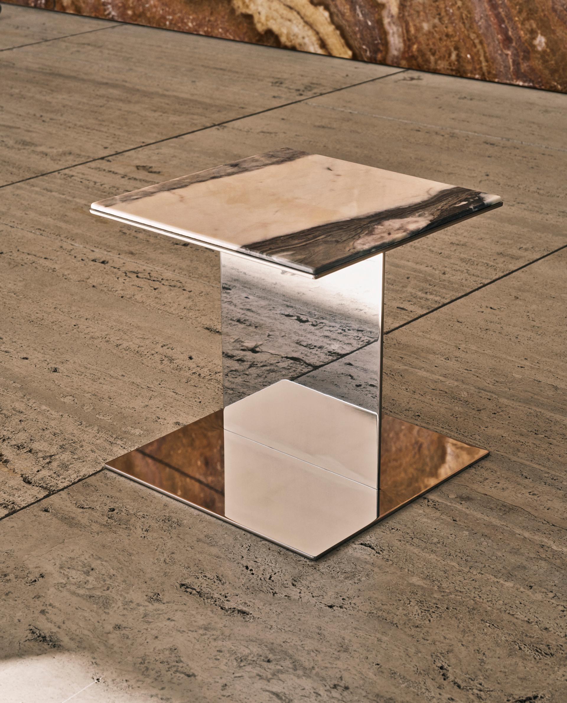 SIDETABLE 05