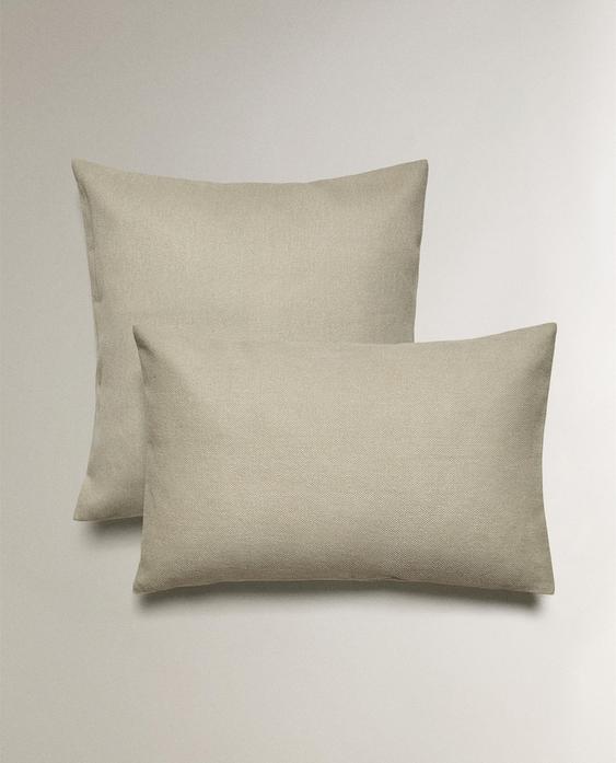 PLAIN CUSHION COVER PLAIN CUSHION COVER