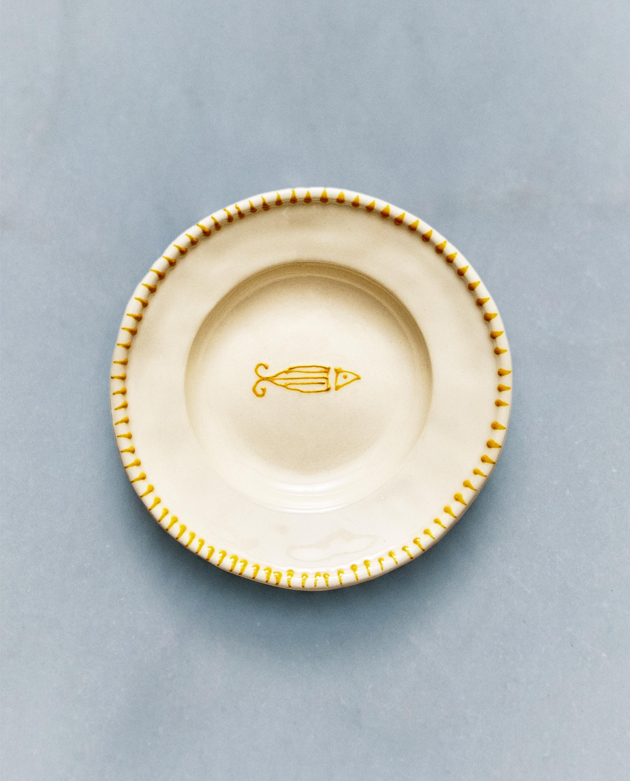 EARTHENWARE FISH DINNER SET product thumbnail 10