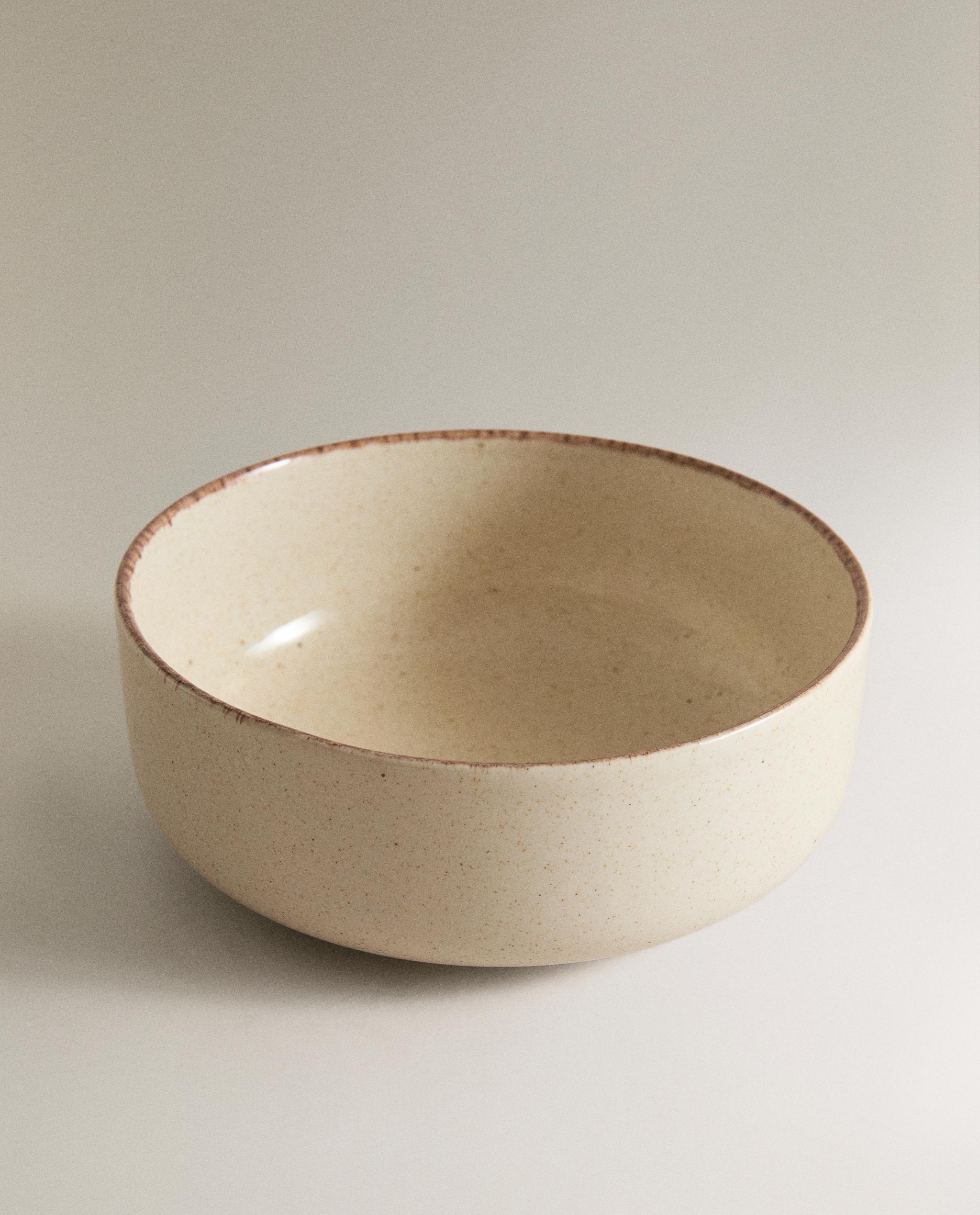 STONEWARE BOWL WITH ANTIQUE FINISH RIM product thumbnail 5