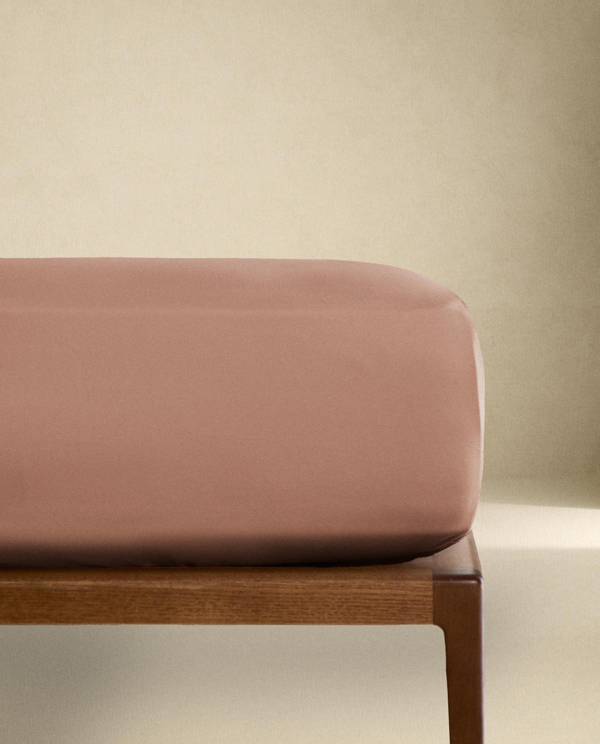 SATEEN FITTED SHEET | 30 CM HIGH (300 THREAD COUNT) SATEEN FITTED SHEET | 30 CM HIGH (300 THREAD COUNT)