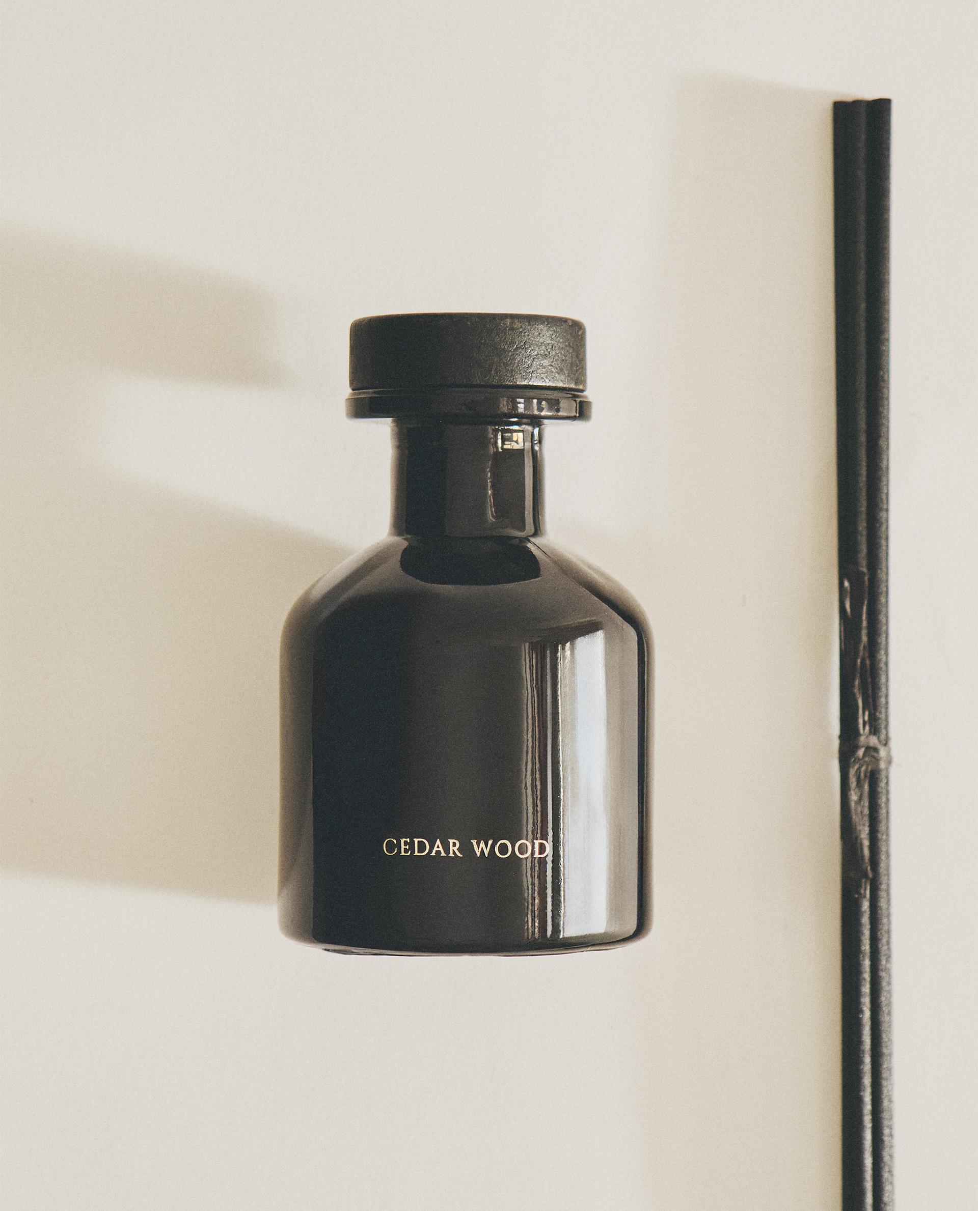 350 G) CEDAR WOOD アロマキャンドル | Zara Home 日本/Japan