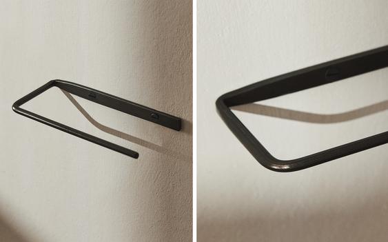 DARK METAL TOILET PAPER HOLDER