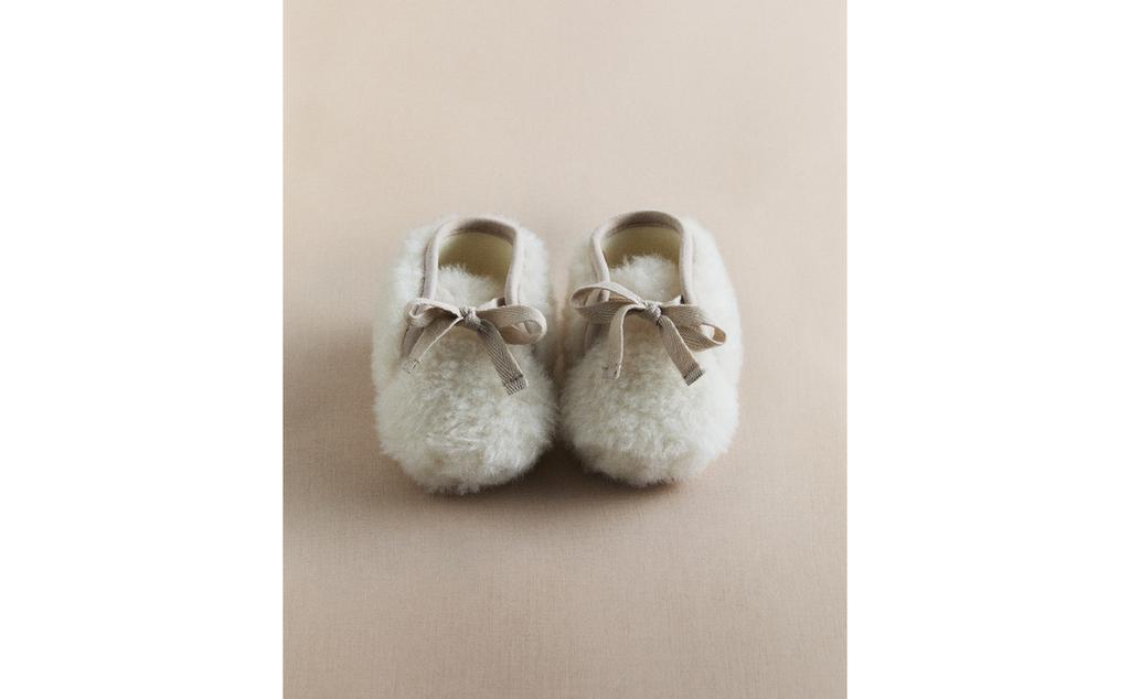 FAUX SHEARLING BOOTIES