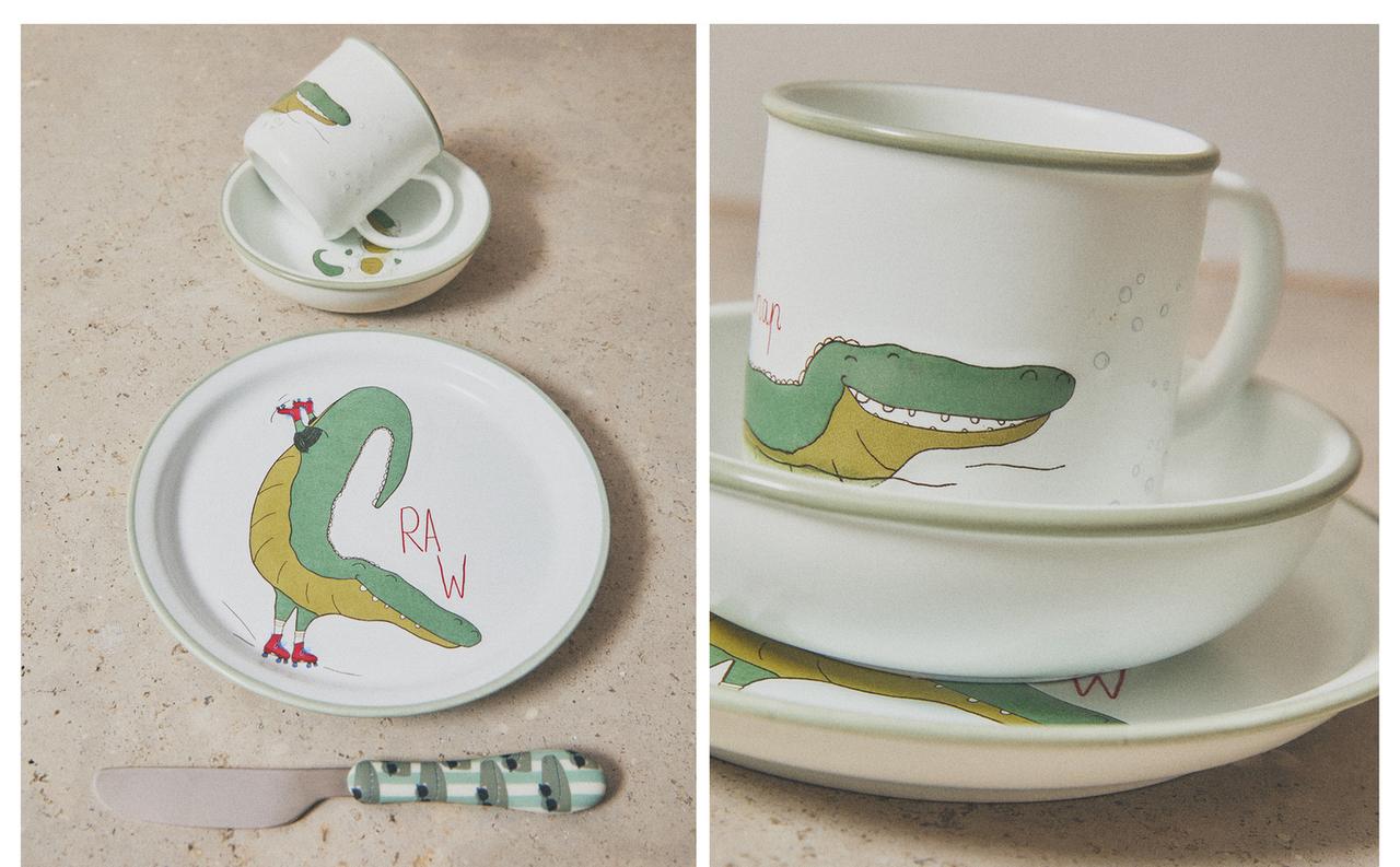 CHILDREN'S CROCODILE DINNER SET